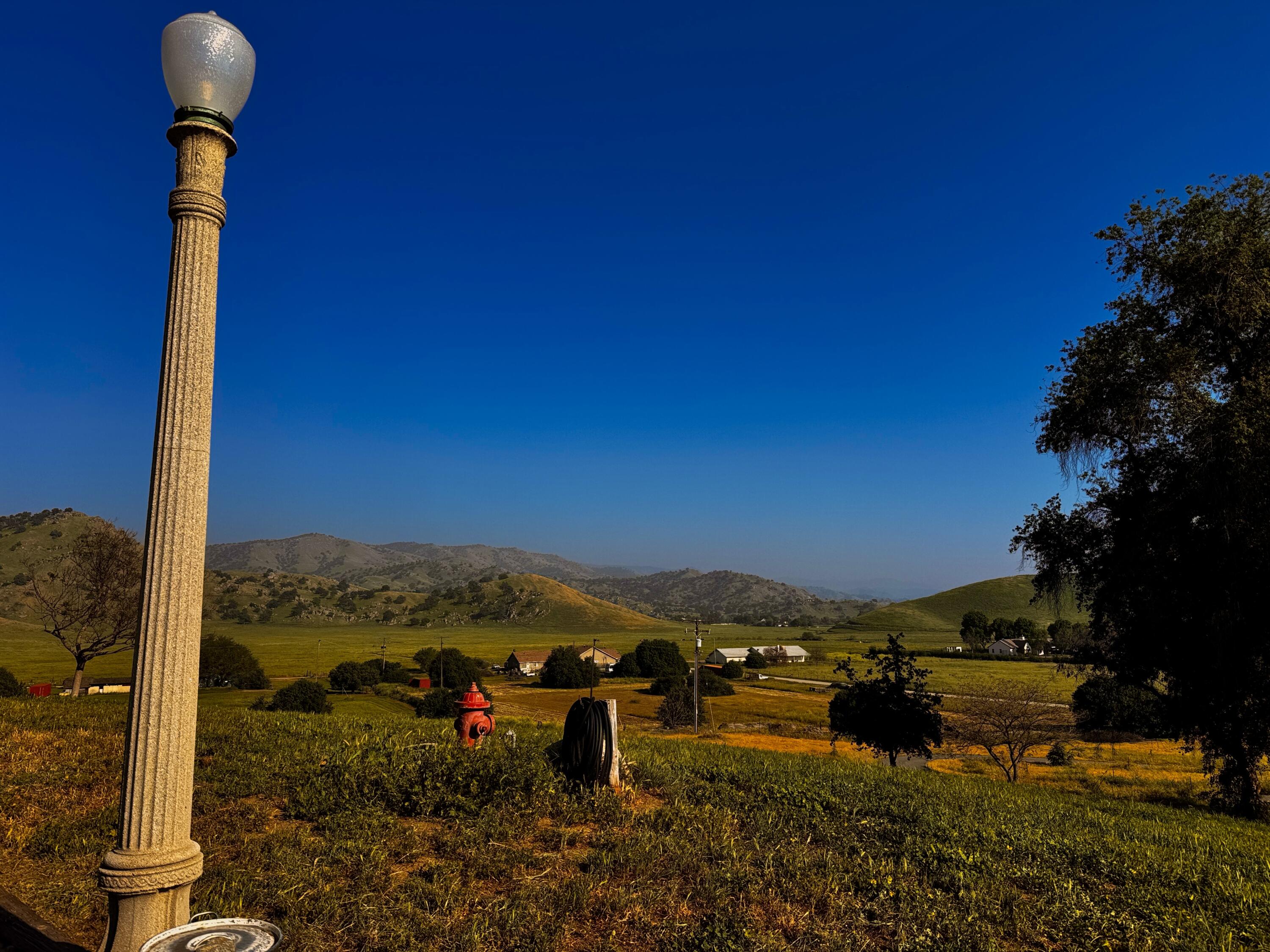 30723 Hamilton Dr, Exeter, CA 93221