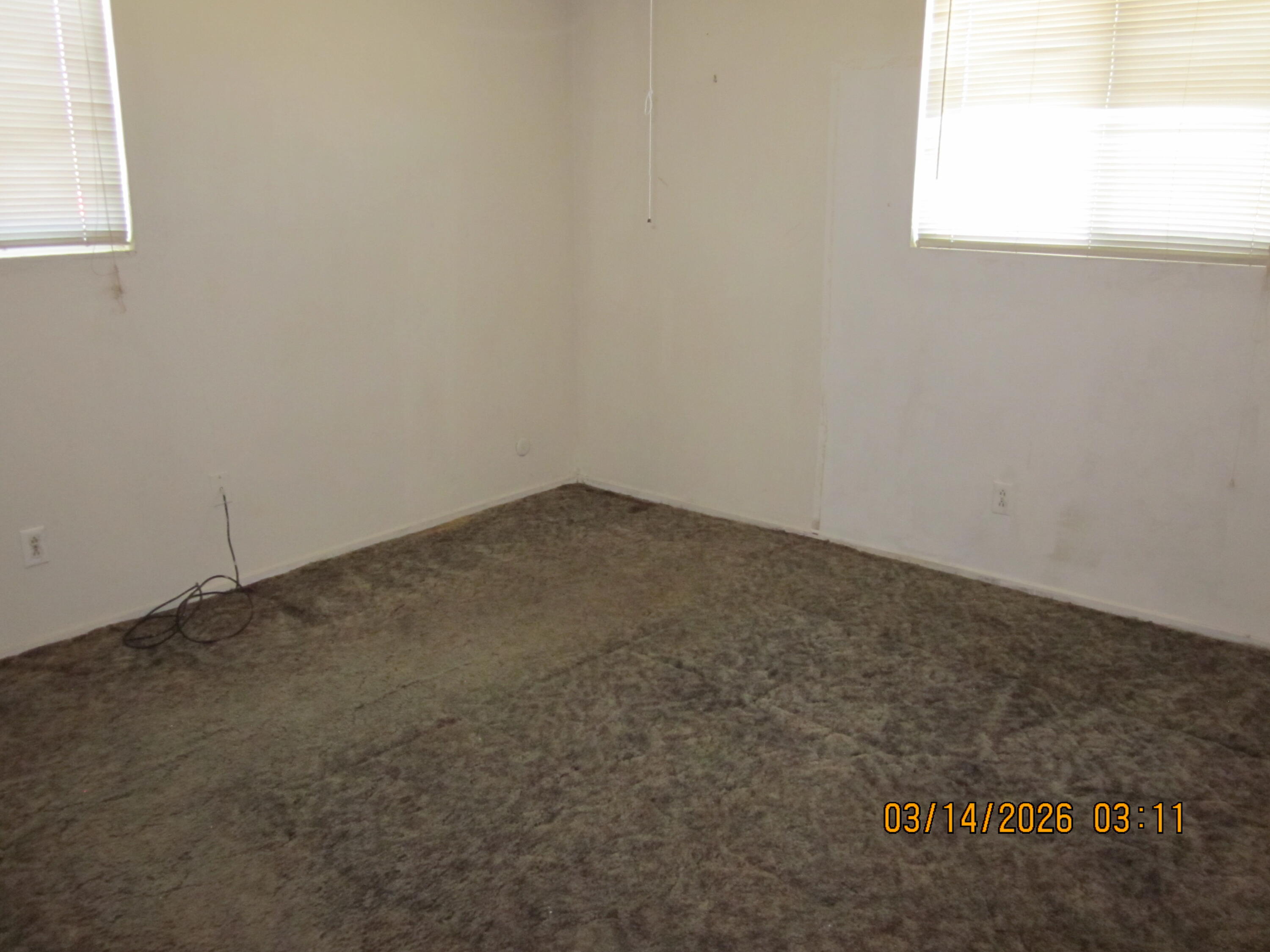 533 W Compton Ave #1, Pixley, CA 93256