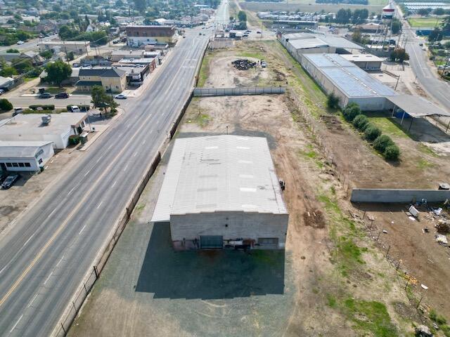 19757 Orange Belt Dr, Strathmore, CA 93267