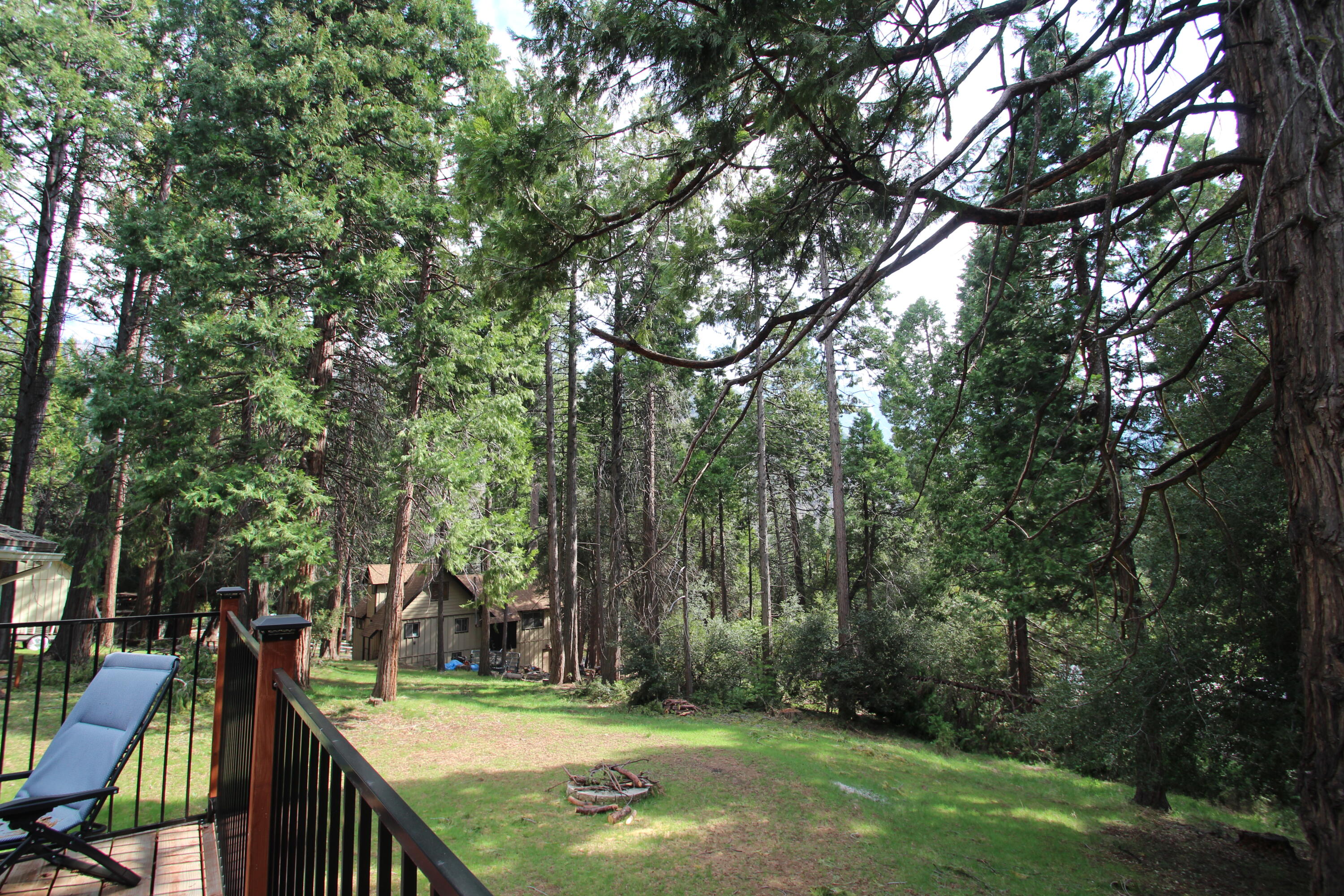 1771 James Dr, Springville, CA 93265