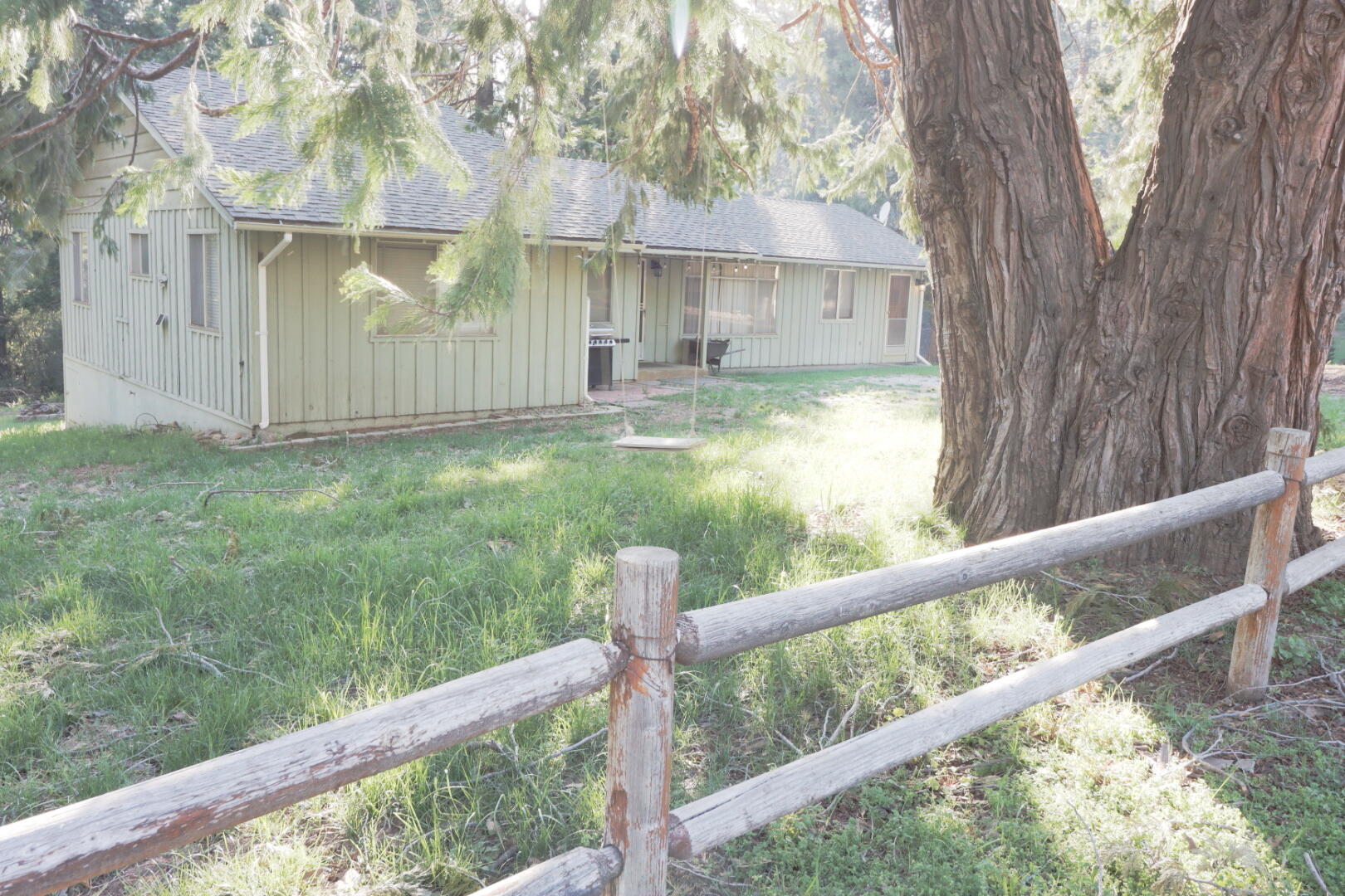 1771 James Dr, Springville, CA 93265