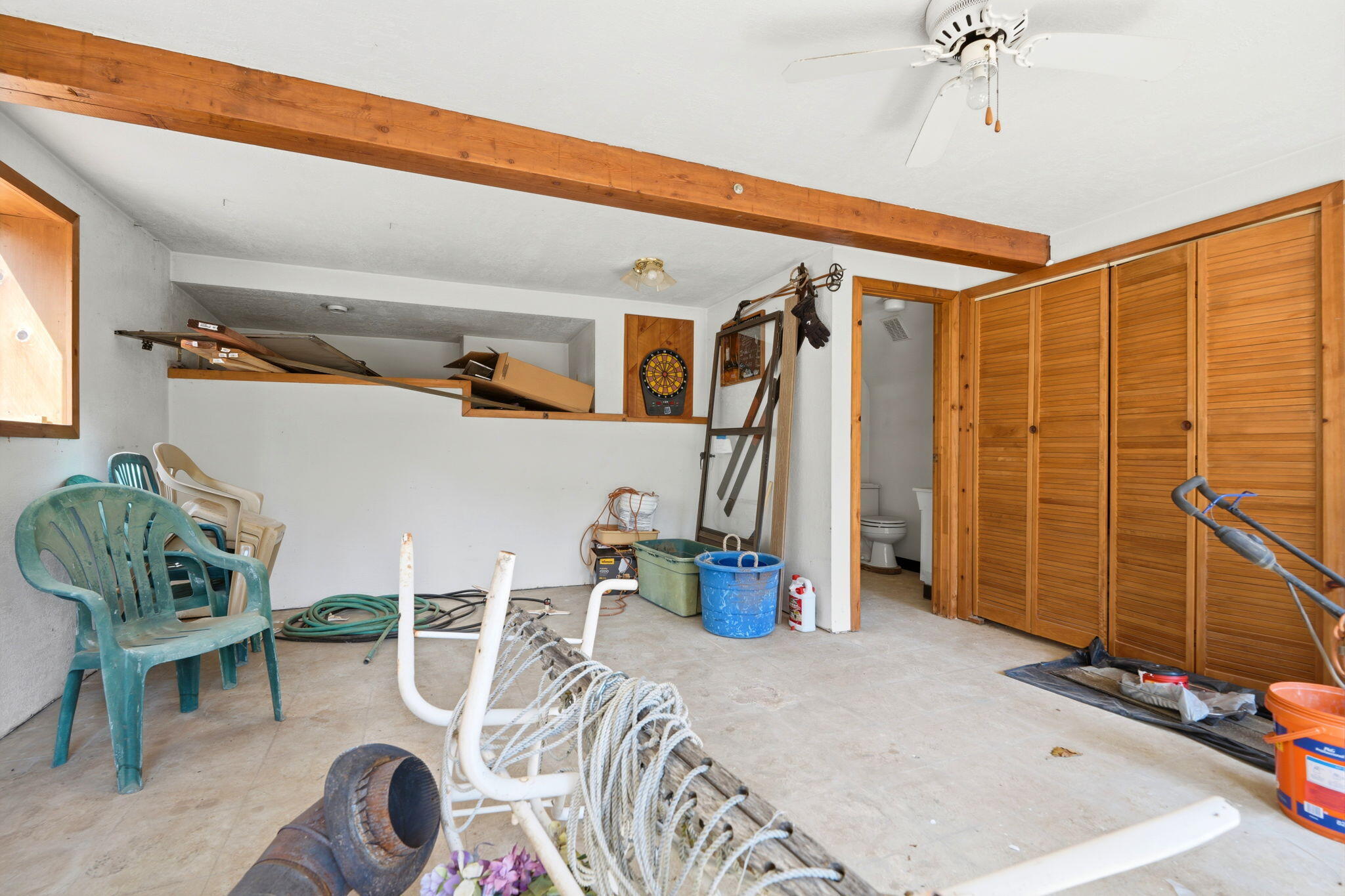 697 Loop Dr, Springville, CA 93265