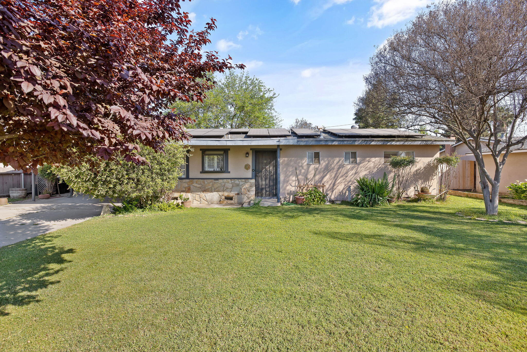 4340 W School Ave, Visalia, CA 93291