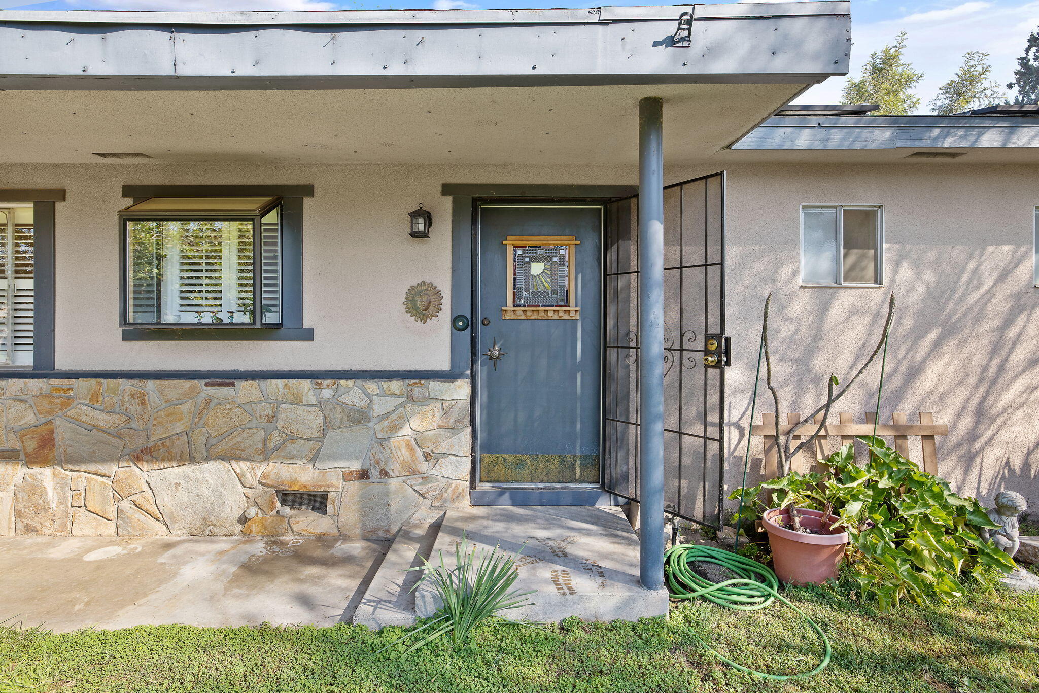 4340 W School Ave, Visalia, CA 93291