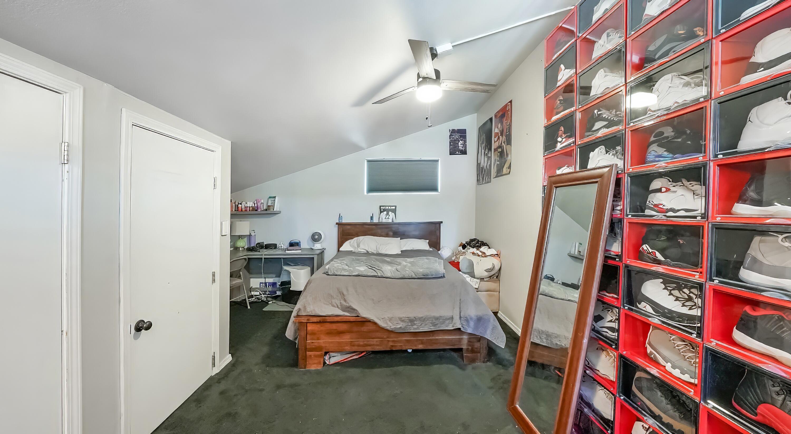 2419 E Vassar Ave, Visalia, CA 93292