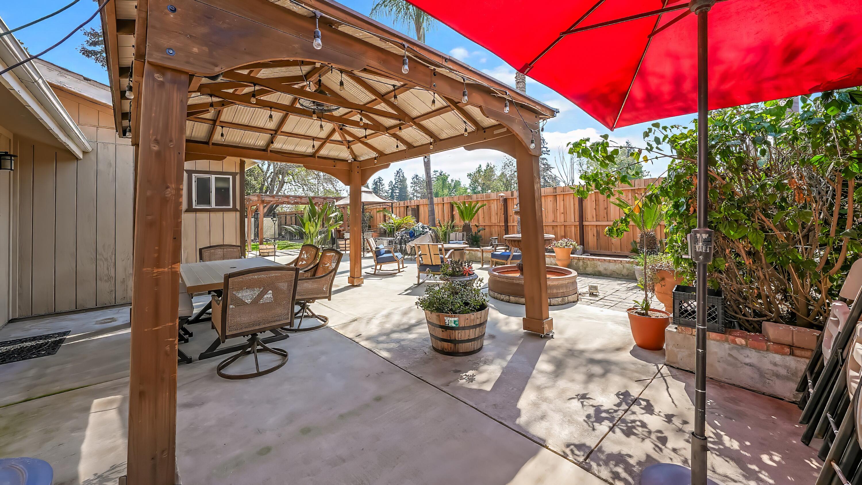 2419 E Vassar Ave, Visalia, CA 93292