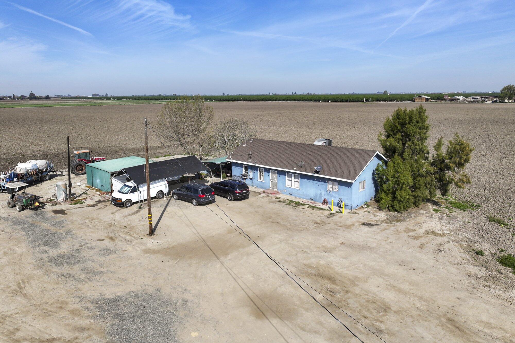 7550 Avenue 208, Tulare, CA 93274