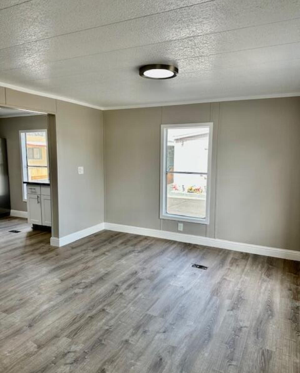 720 E Worth Ave #105, Porterville, CA 93257