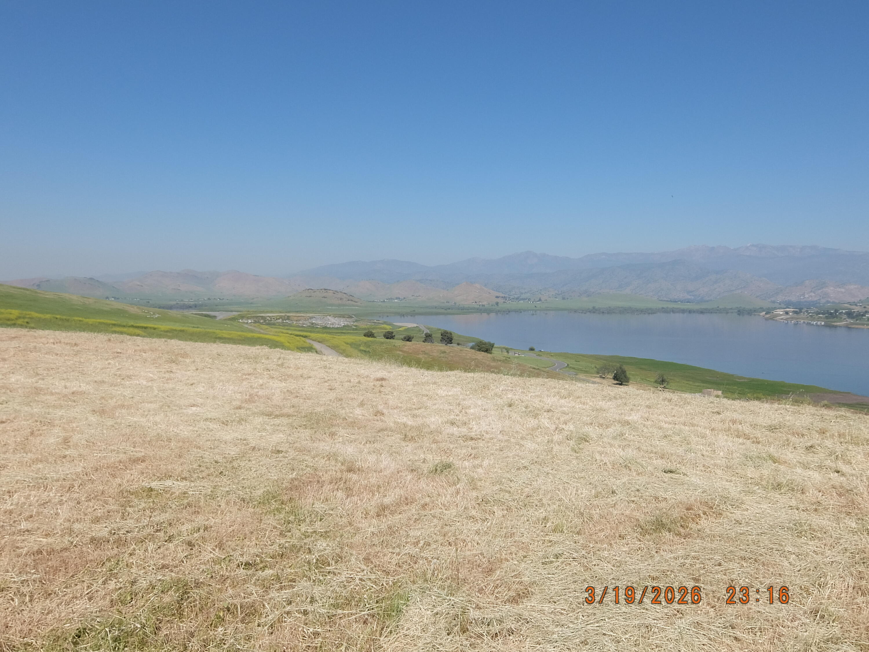 28800 Worth Dr, Porterville, CA 93257