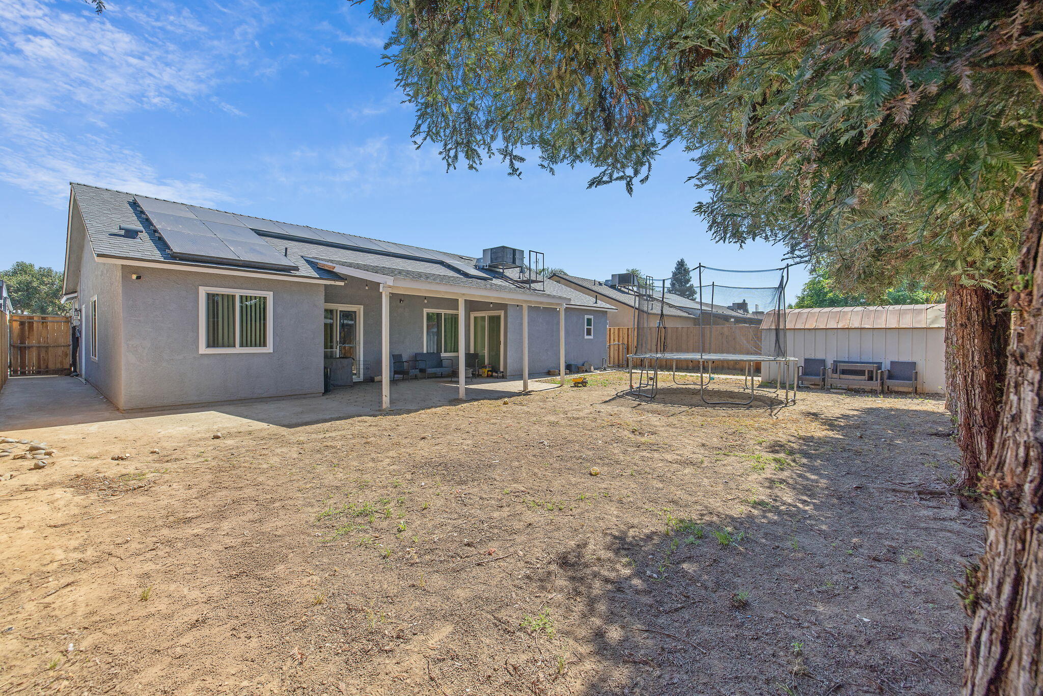 517 Tucker Ave, Sanger, CA 93657