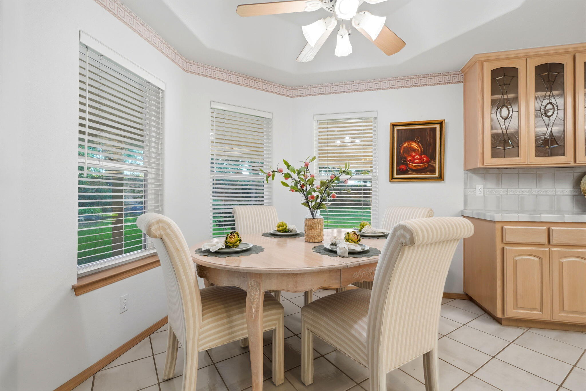 3403 E Vassar Ct, Visalia, CA 93292