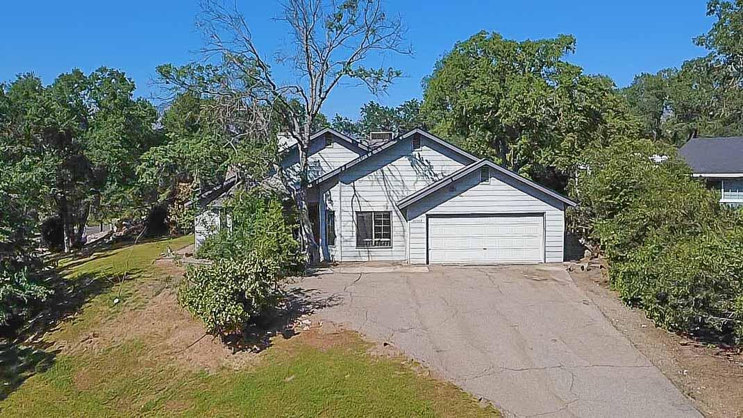 40962 Oakridge Dr, Three Rivers, CA 93271