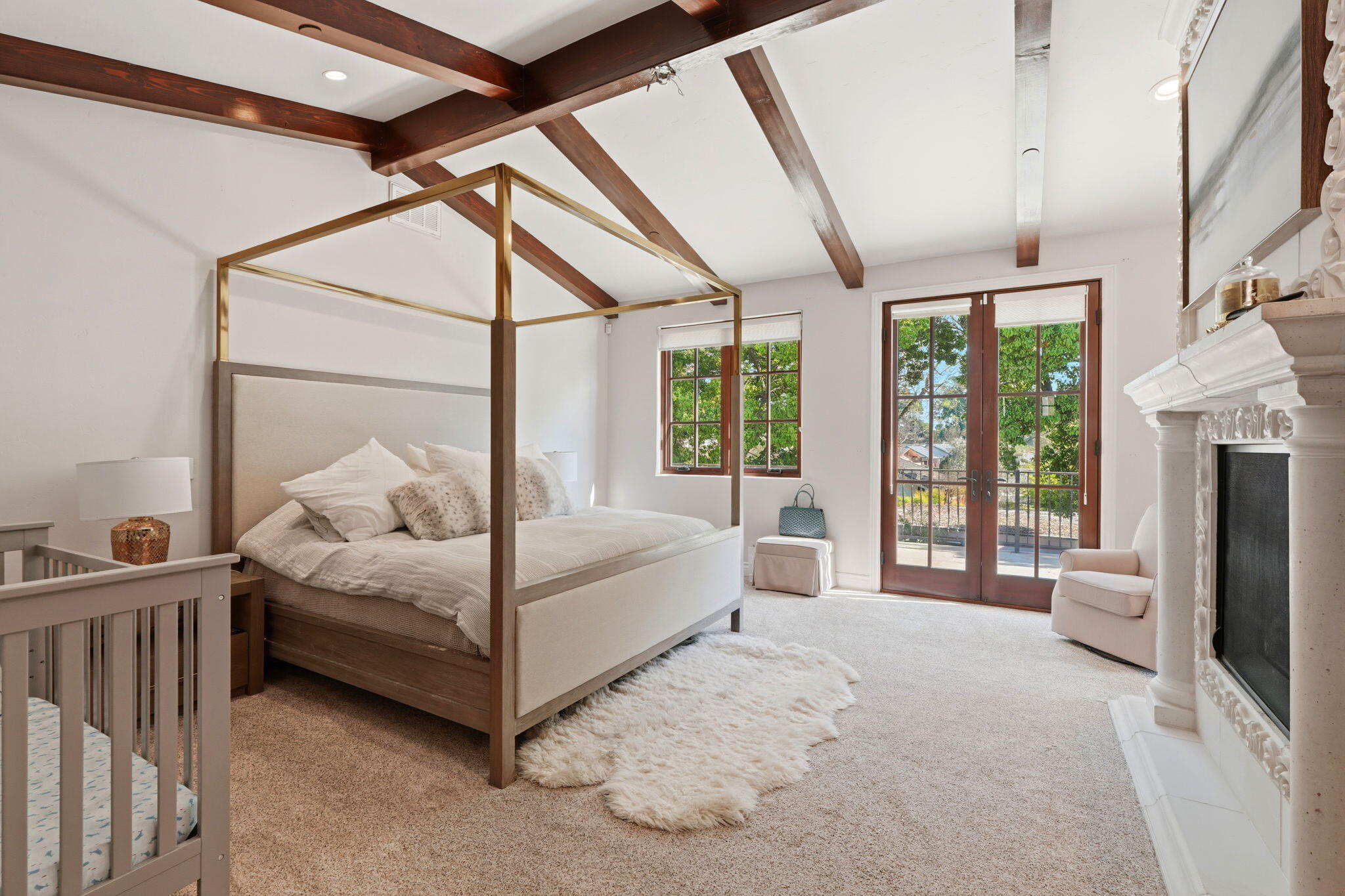 3939 W W Robinwood Ct, Visalia, CA 93291