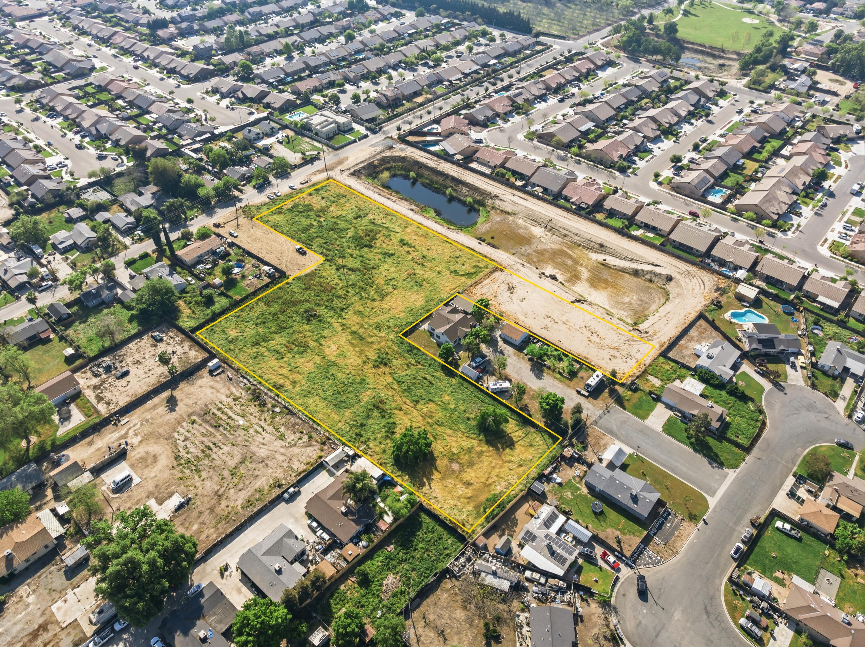 2705 S Burke St, Visalia, CA 93292