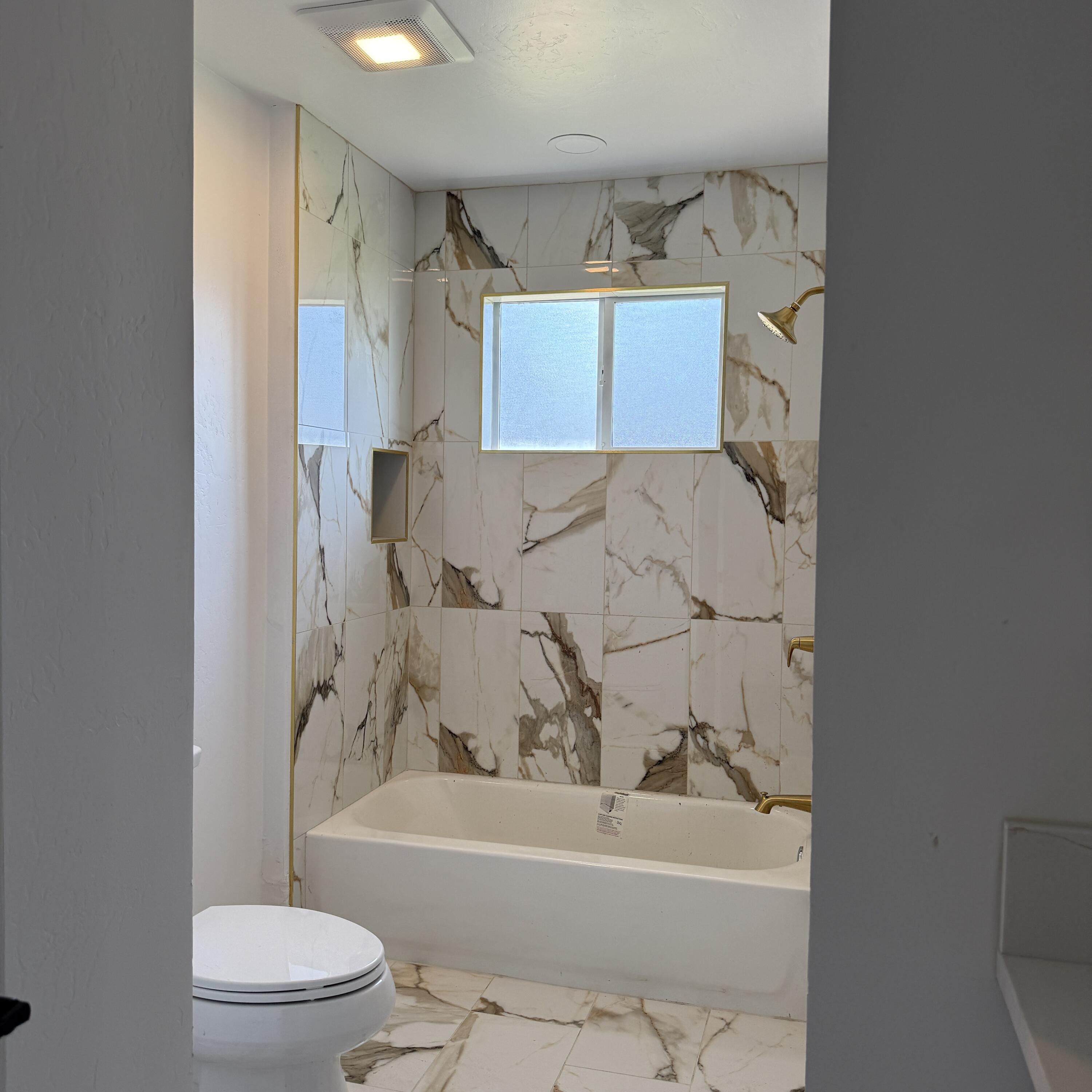 1690 W Kanai Ave, Porterville, CA 93257