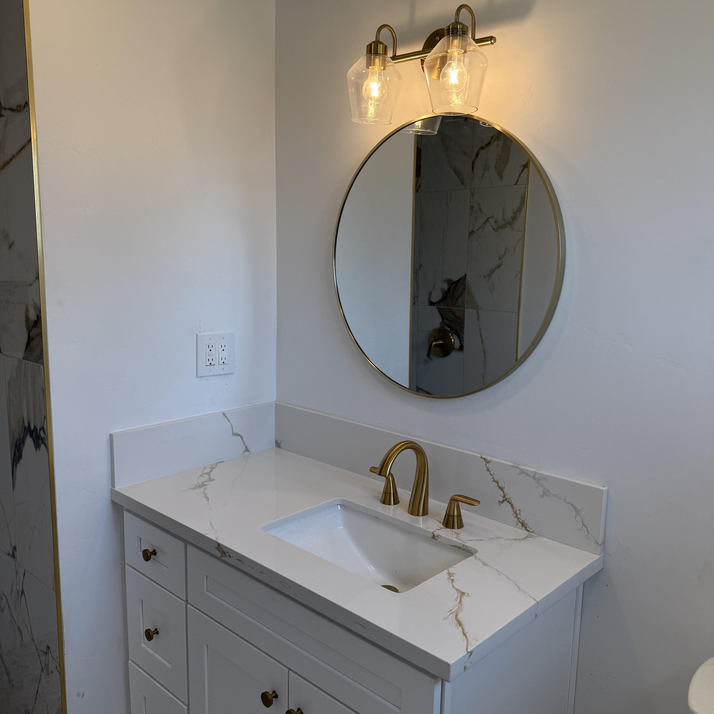 1690 W Kanai Ave, Porterville, CA 93257