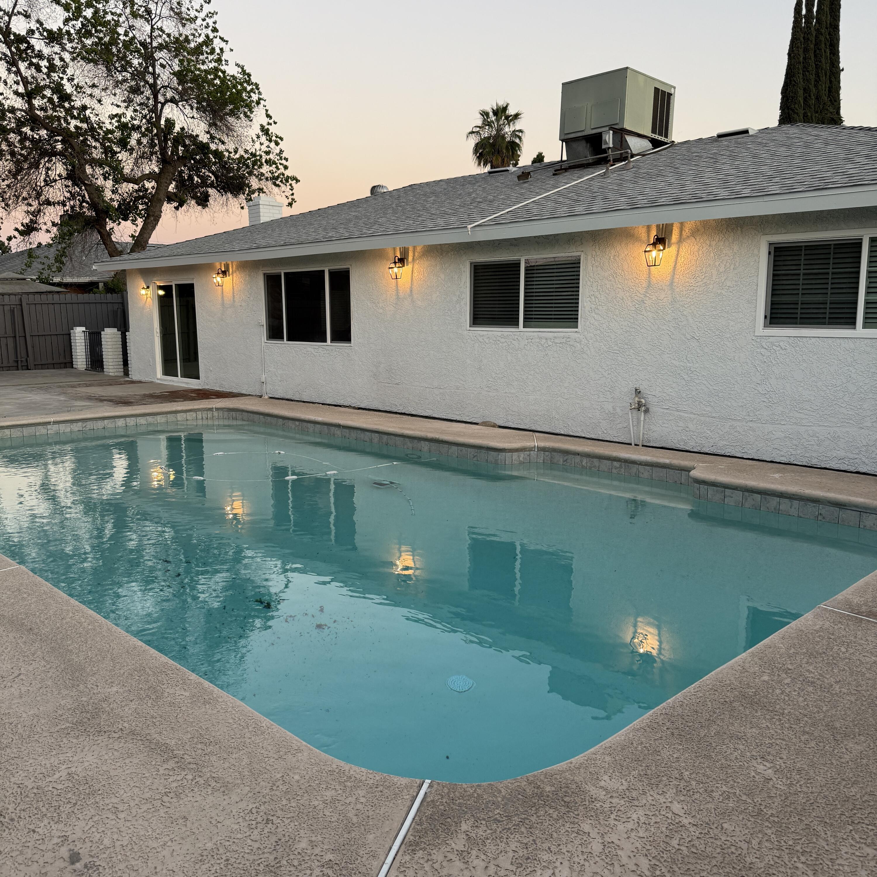 1690 W Kanai Ave, Porterville, CA 93257