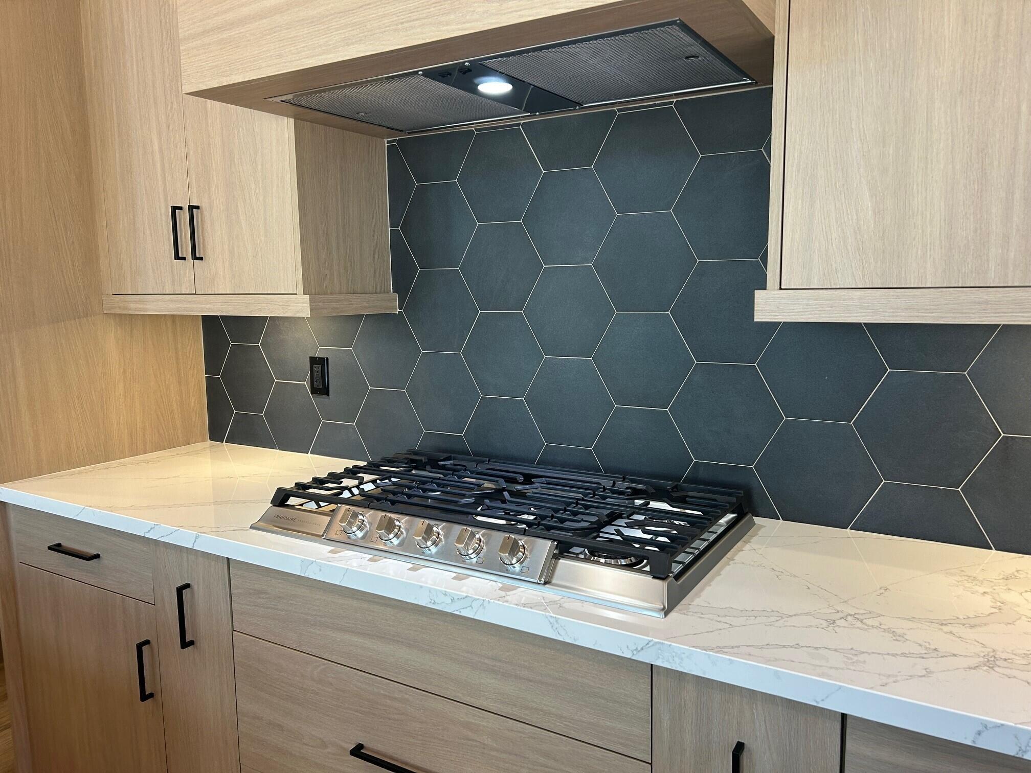 2838 Hidden Cove, Tulare, CA 93274