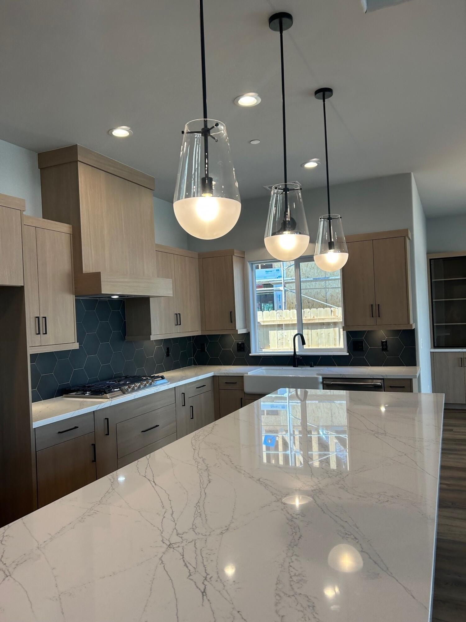 2838 Hidden Cove, Tulare, CA 93274