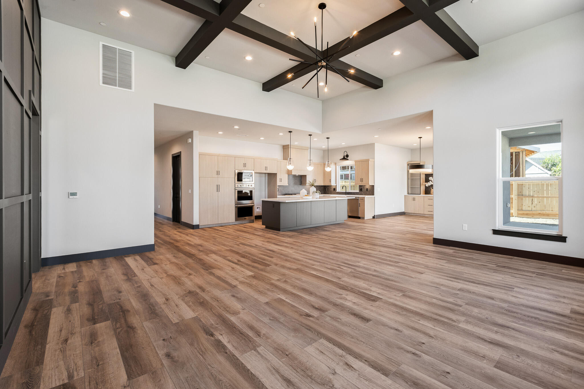 2838 Hidden Cove, Tulare, CA 93274