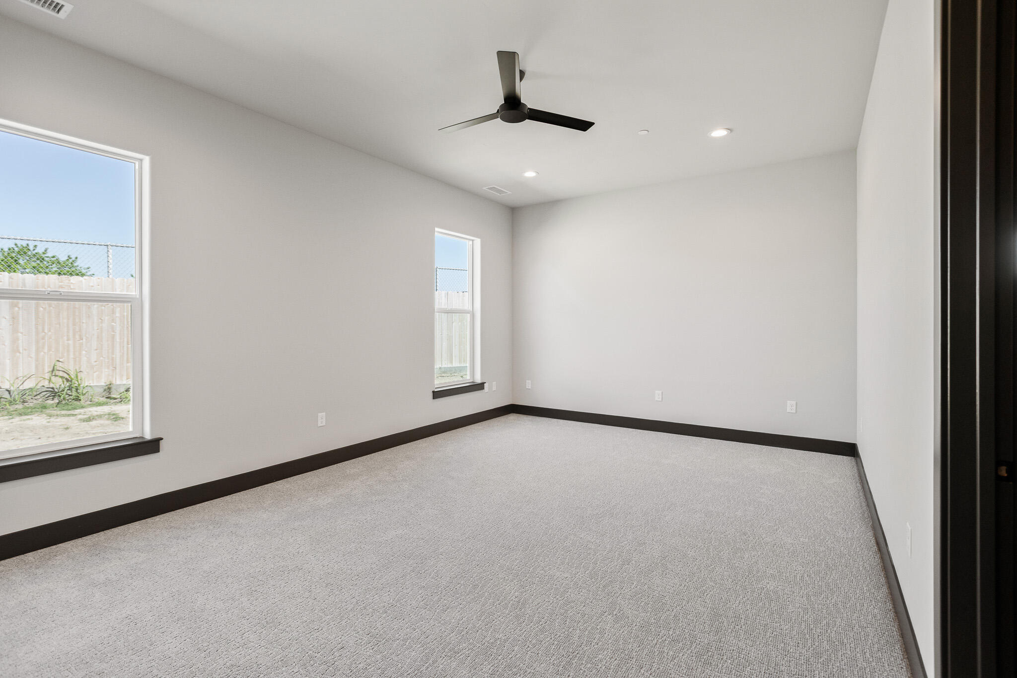 2838 Hidden Cove, Tulare, CA 93274