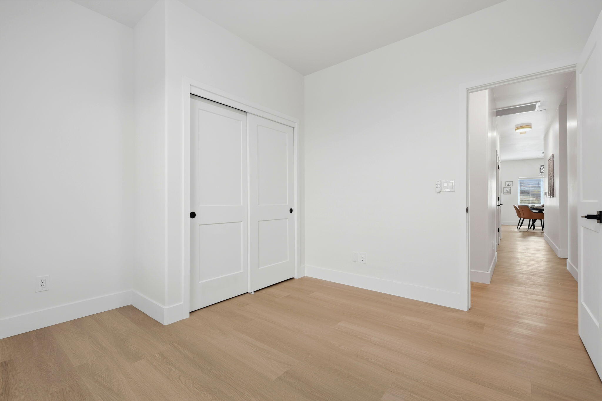 1370 Meadow Ave, Exeter, CA 93221