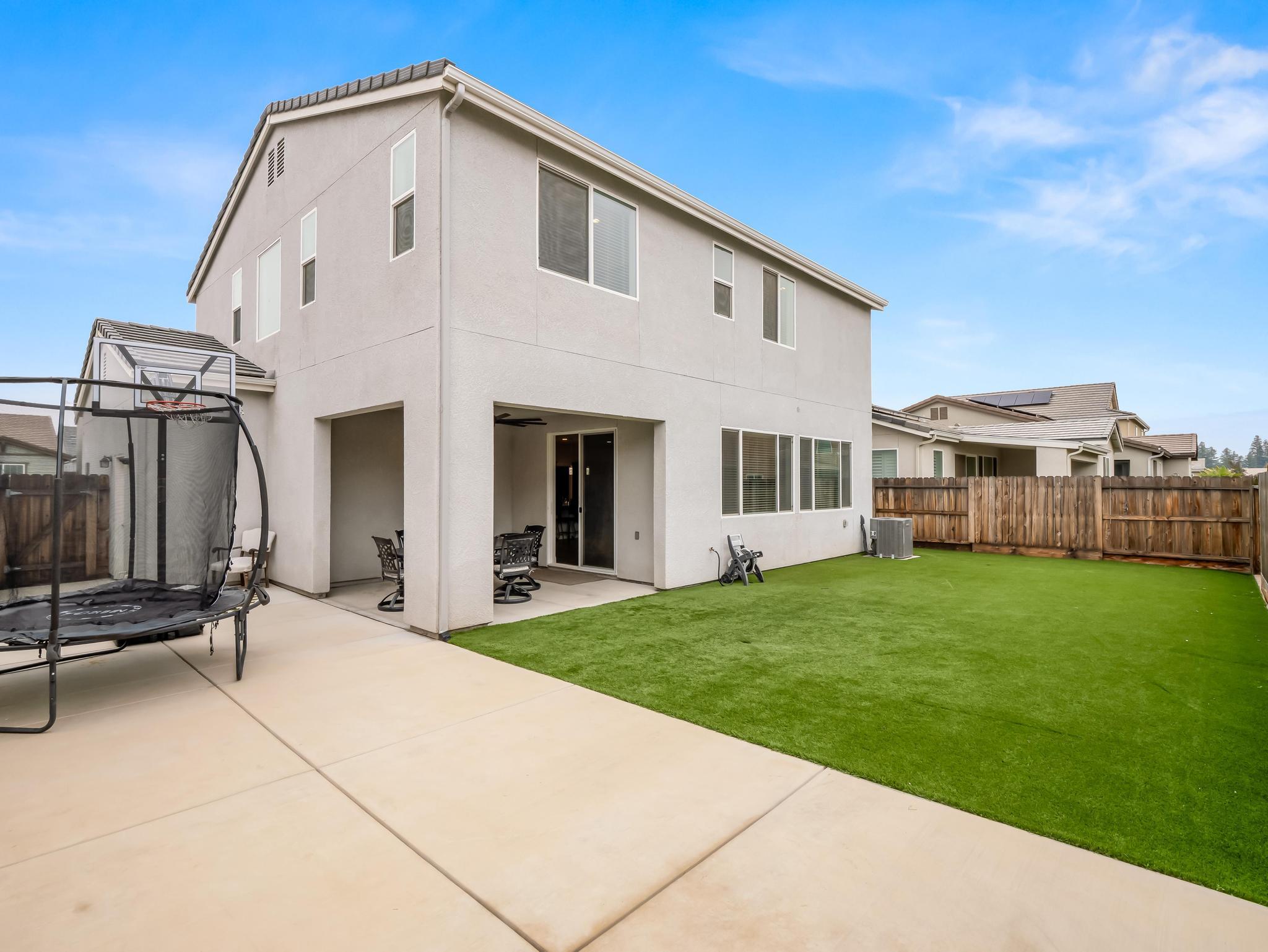 4080 San Jose Ave, Clovis, CA 93619