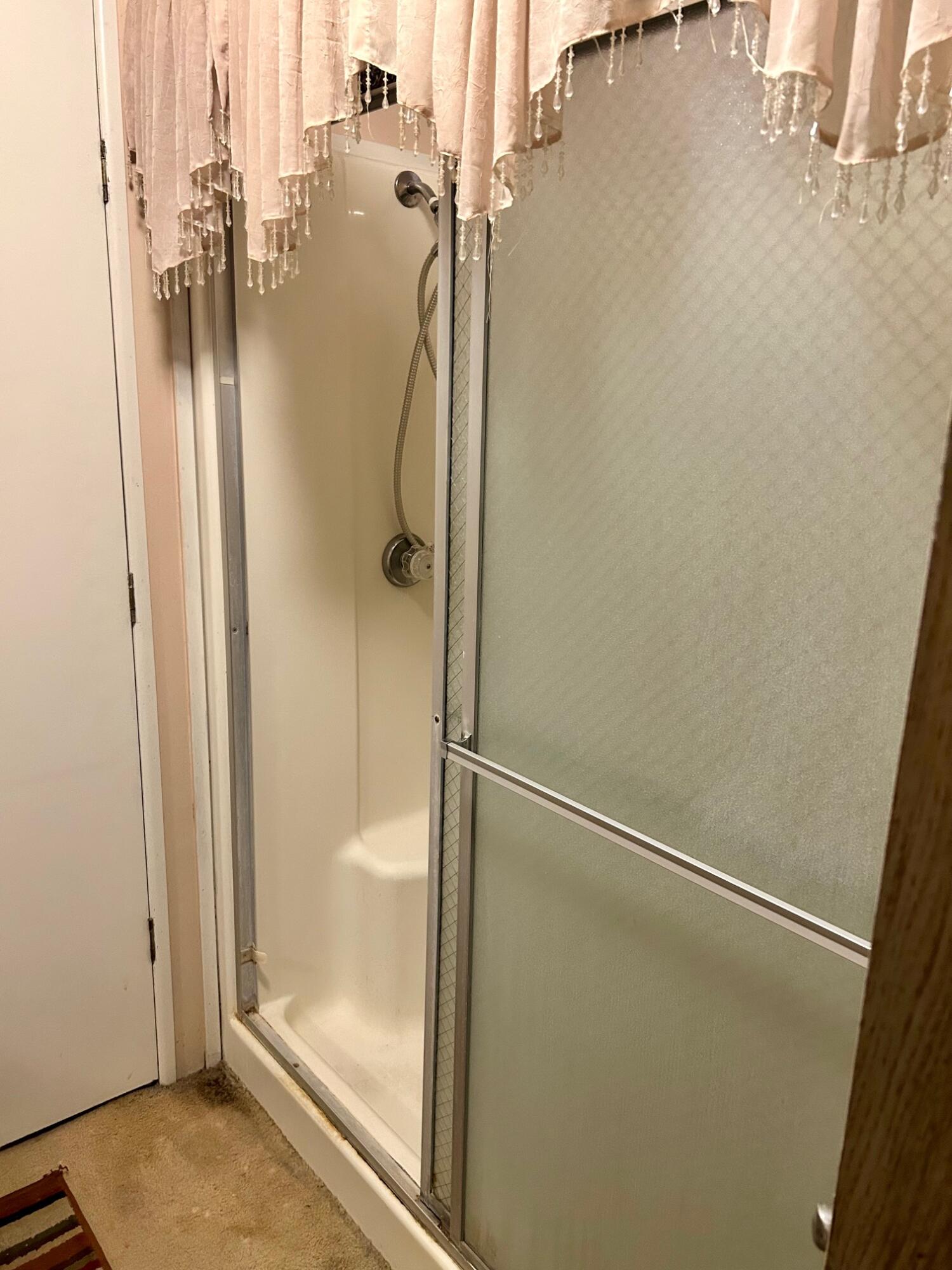 314 N Albert Ave #80, Exeter, CA 93221