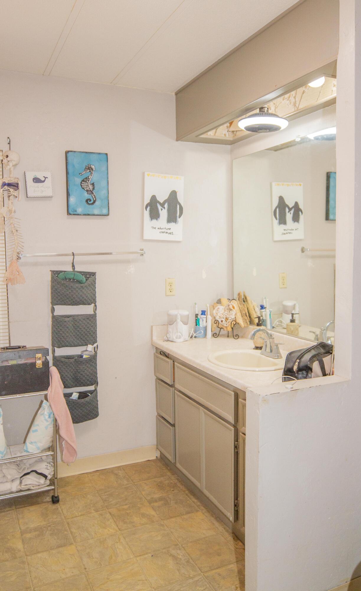 35032 George Smith Rd, Yokuts Valley, CA 93675