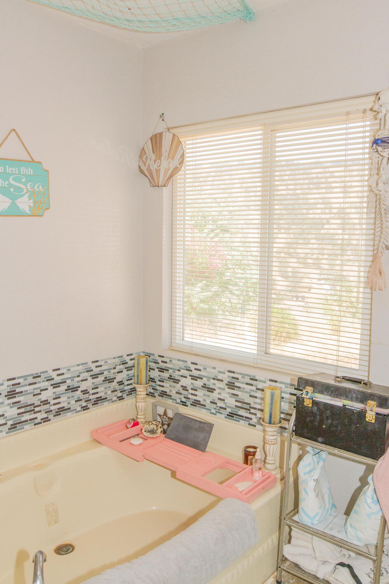 35032 George Smith Rd, Yokuts Valley, CA 93675