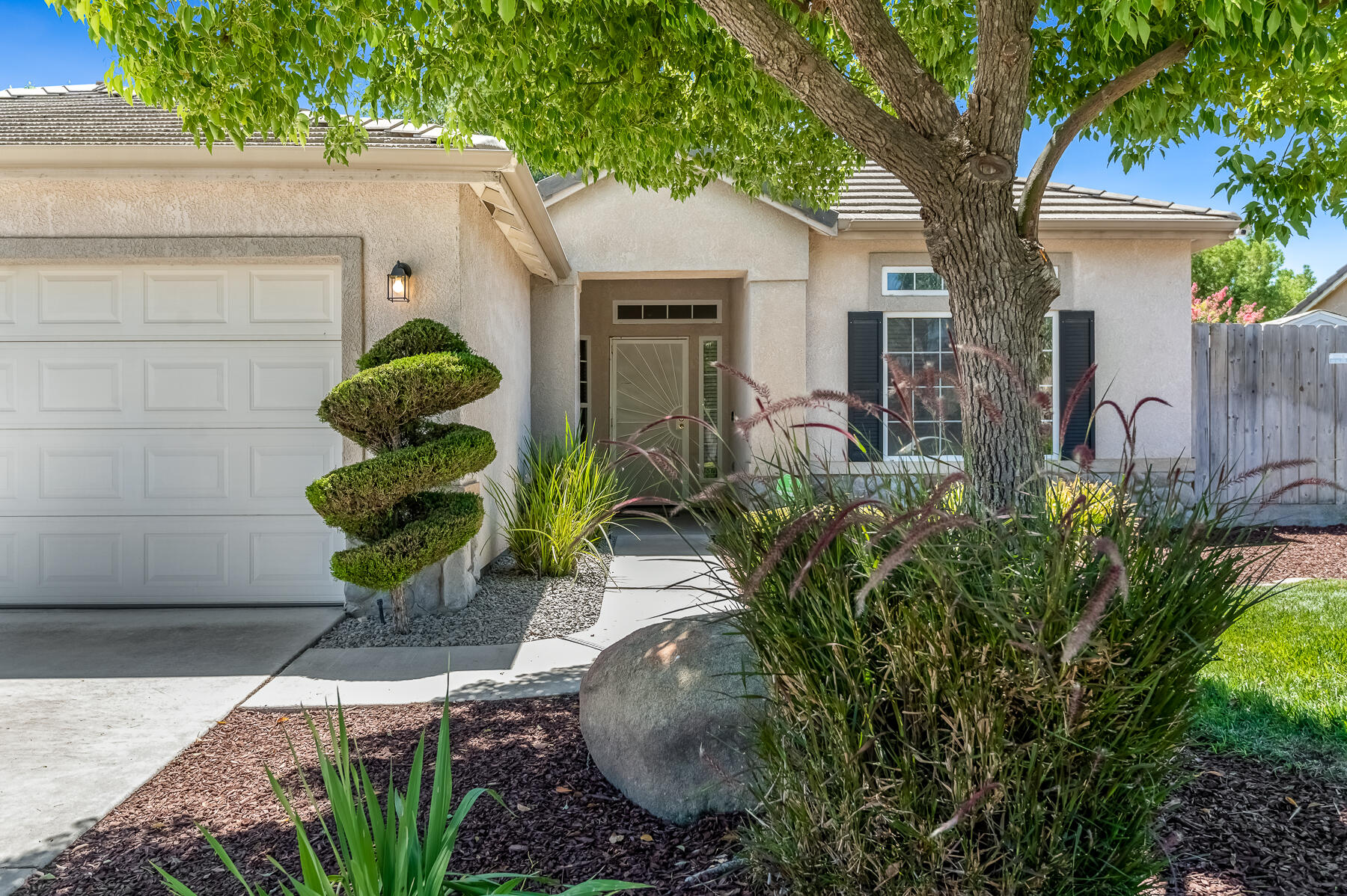 4633 W Cherry Ave, Visalia, CA 93277