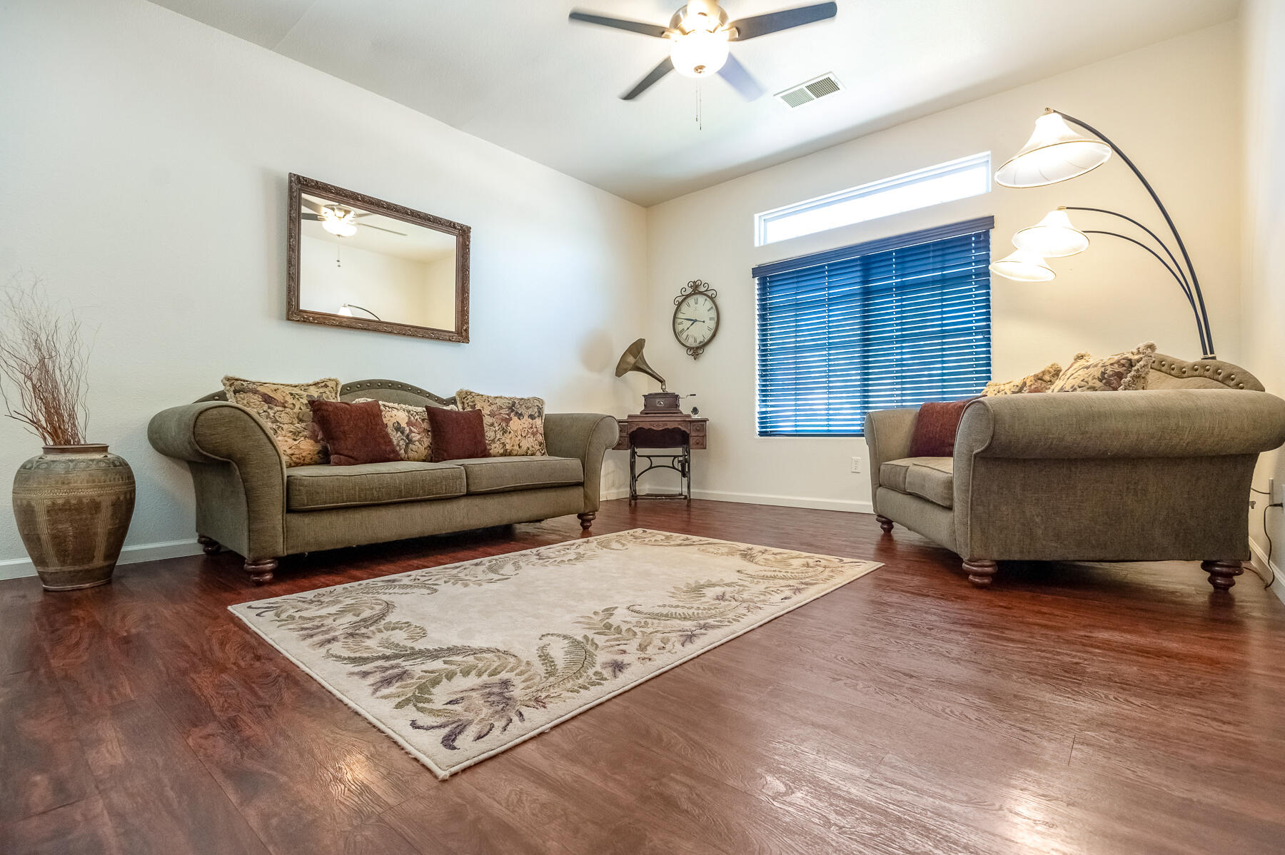 4633 W Cherry Ave, Visalia, CA 93277