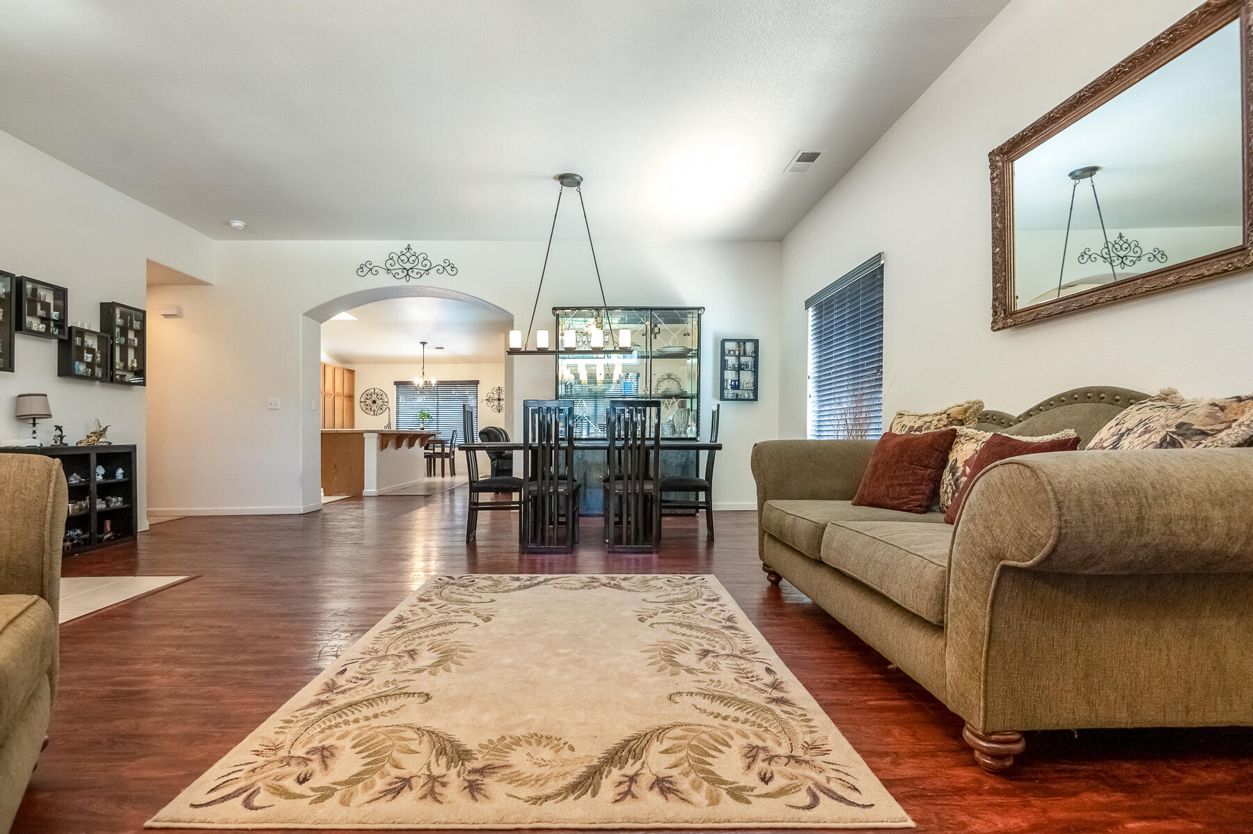 4633 W Cherry Ave, Visalia, CA 93277