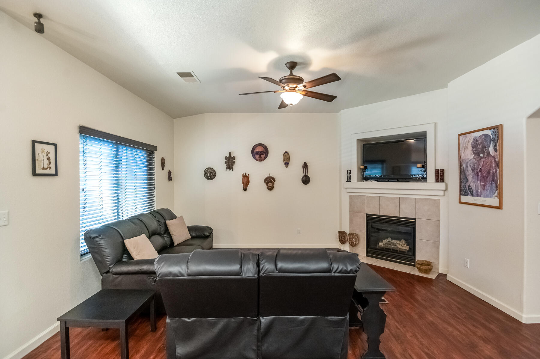 4633 W Cherry Ave, Visalia, CA 93277