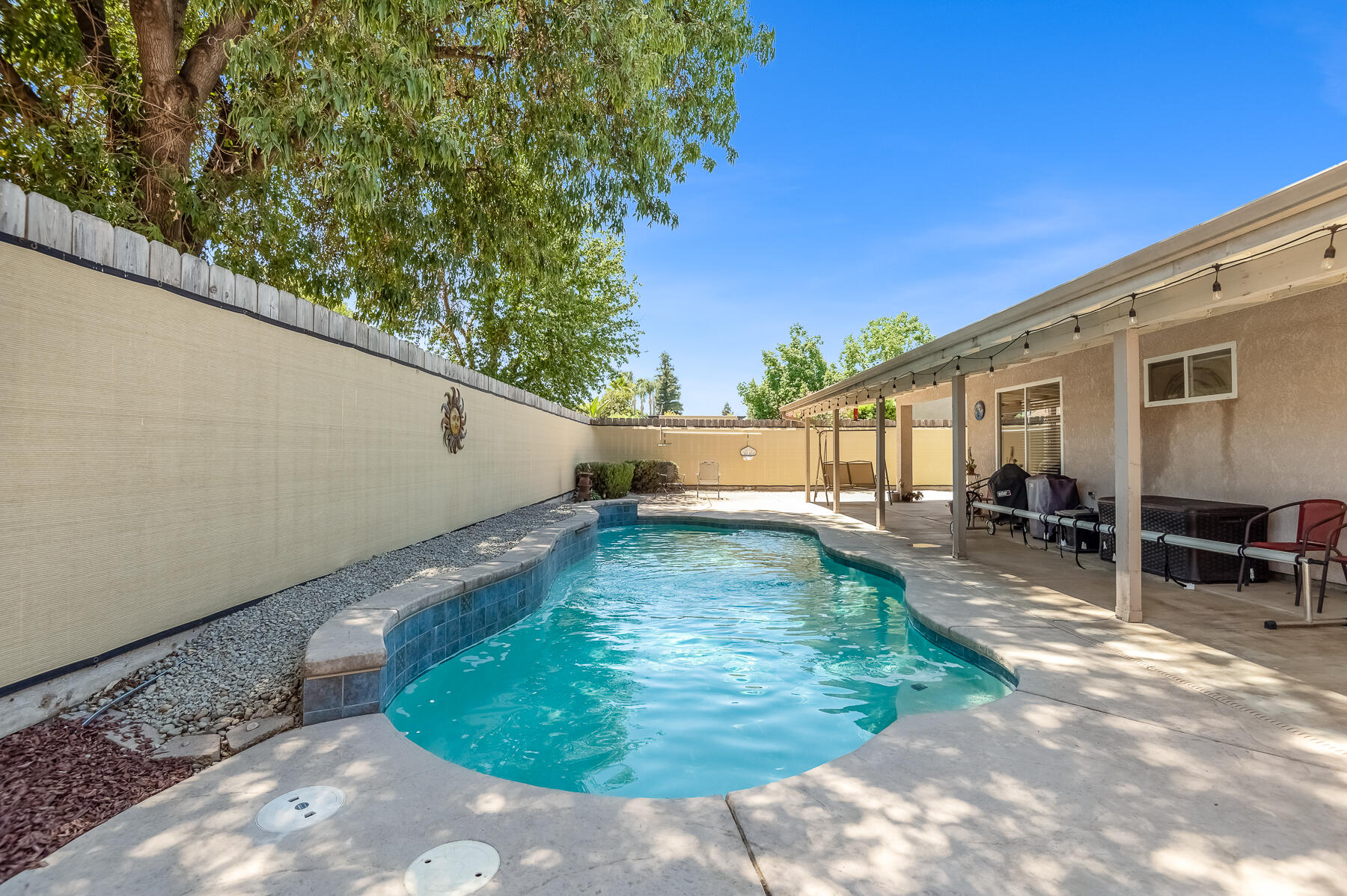 4633 W Cherry Ave, Visalia, CA 93277