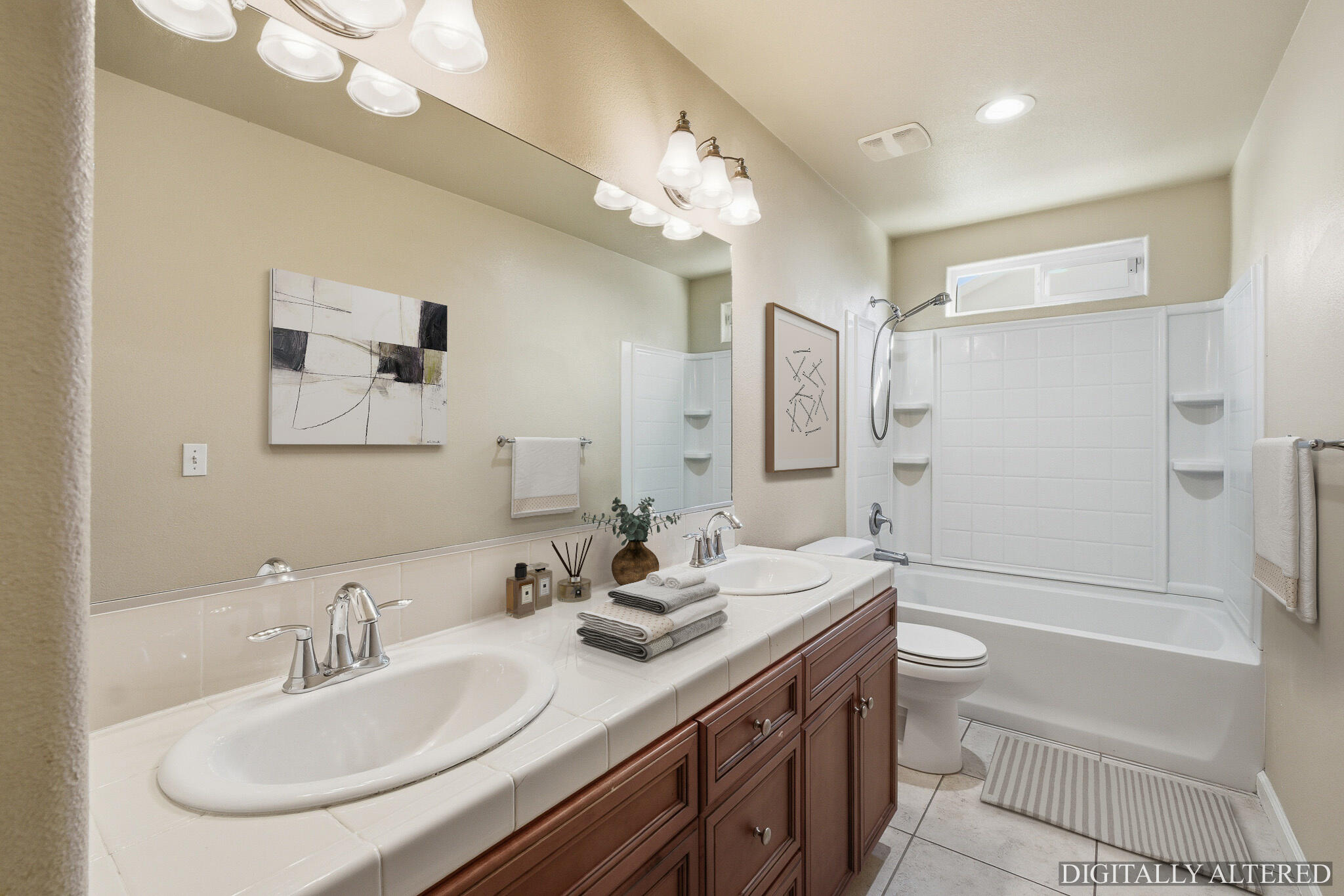 2648 N Vickie St, Visalia, CA 93291