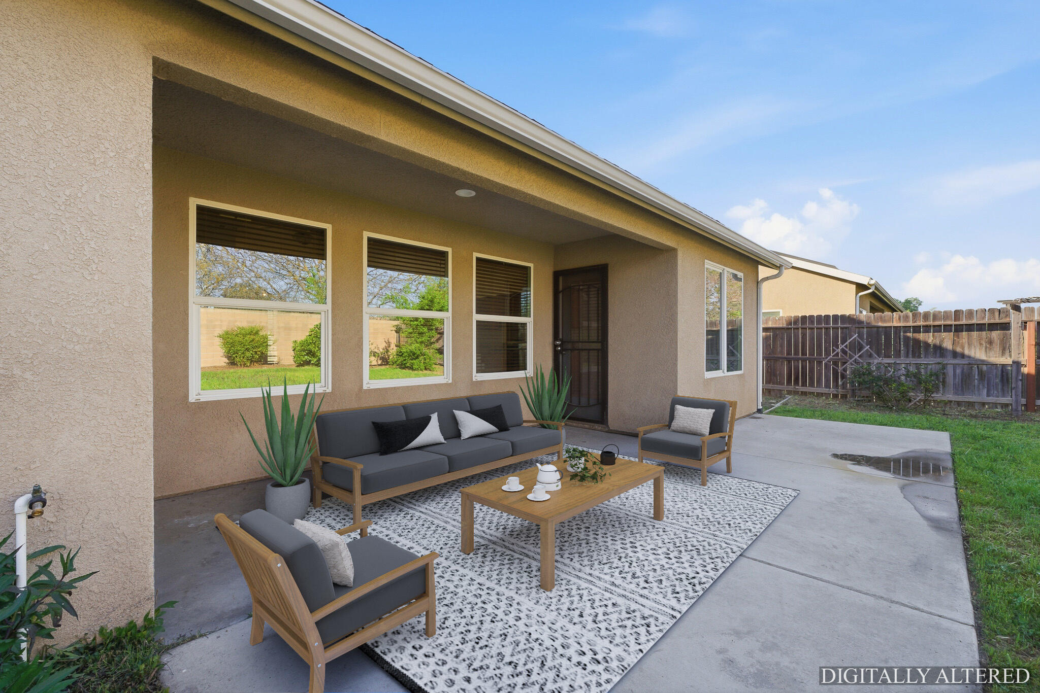 2648 N Vickie St, Visalia, CA 93291