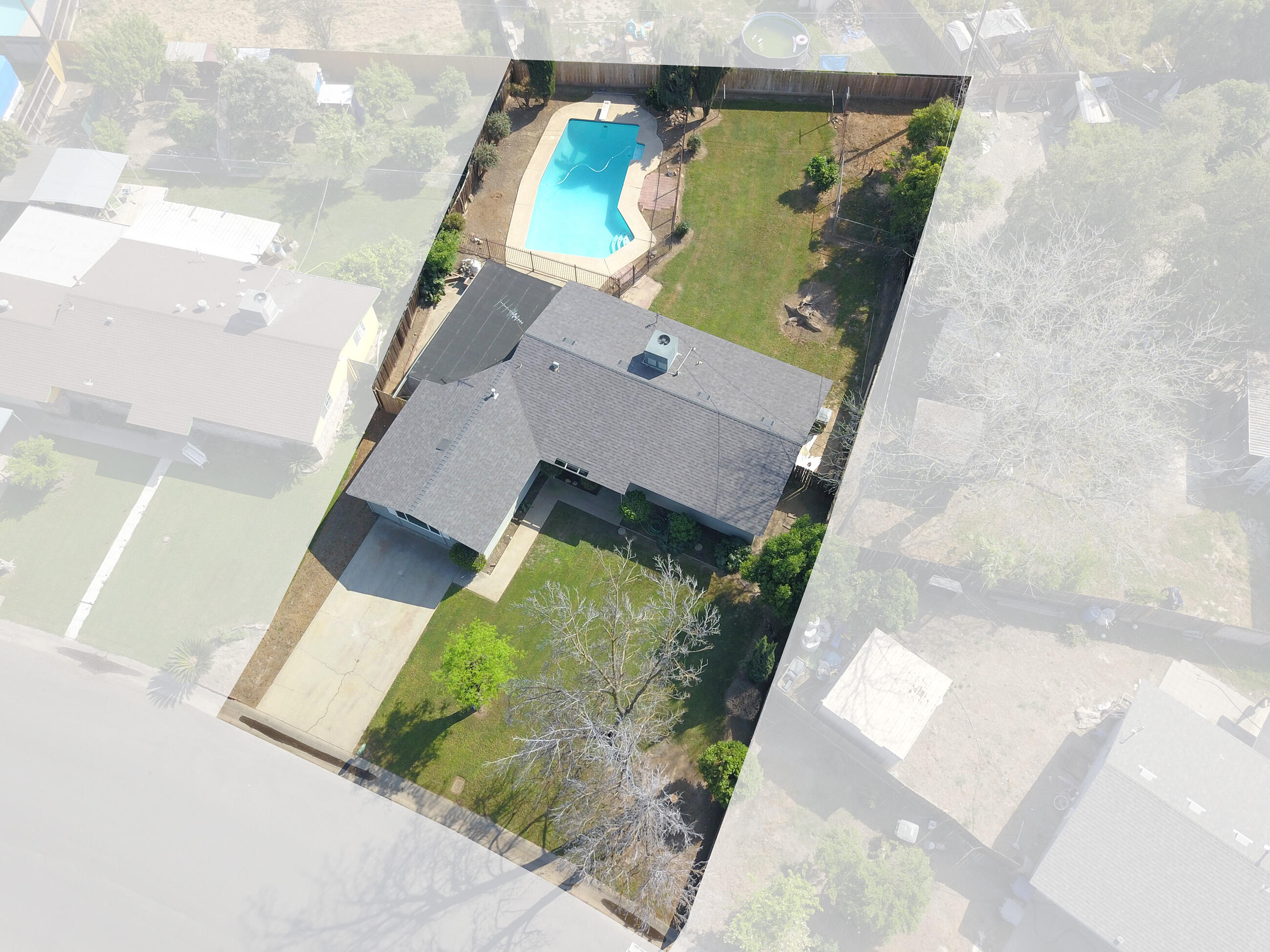 1119 W Dove Dr, Visalia, CA 93291