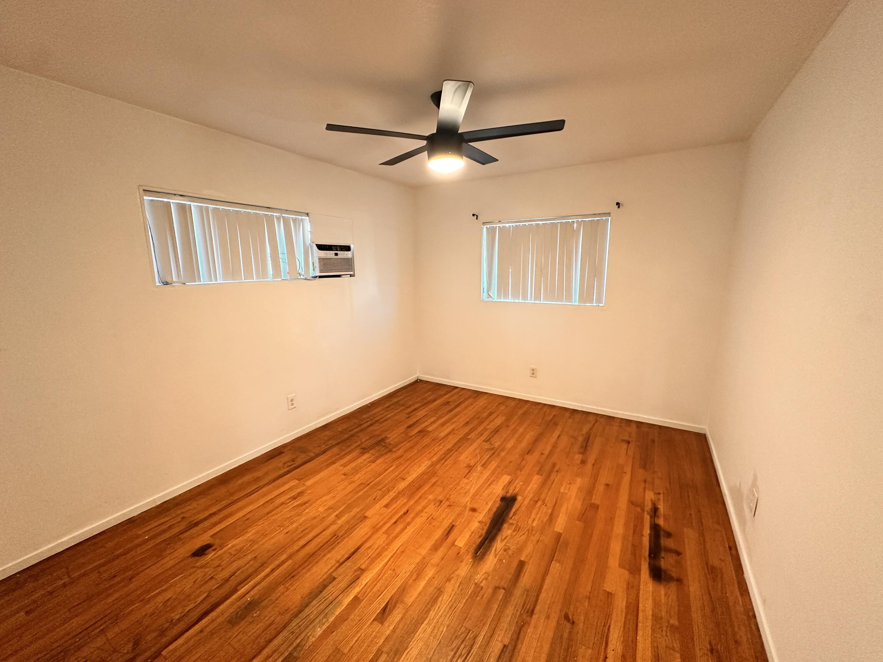 1008 Paloma St, Bakersfield, CA 93304