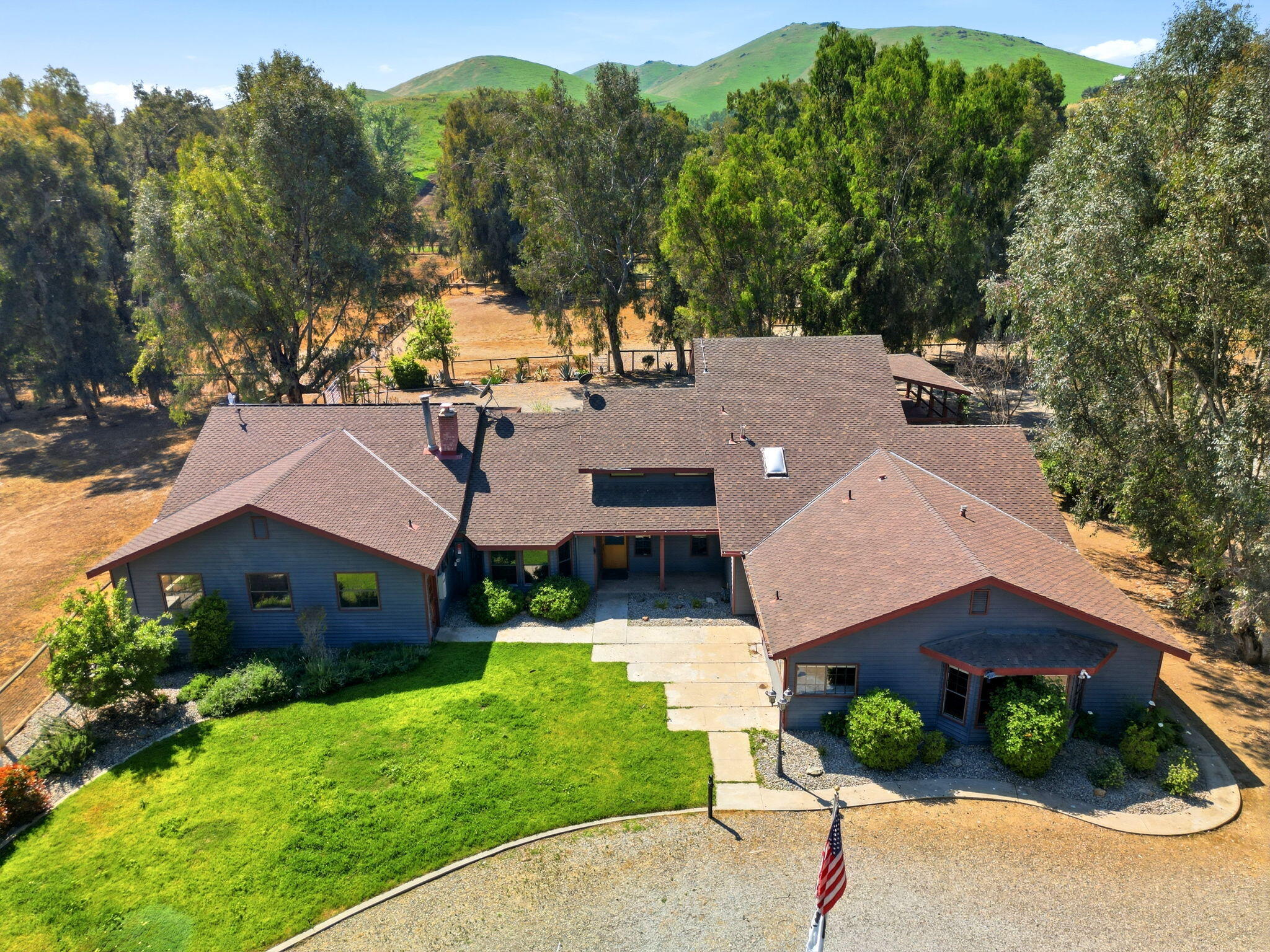 31153 Palm Dr, Exeter, CA 93221