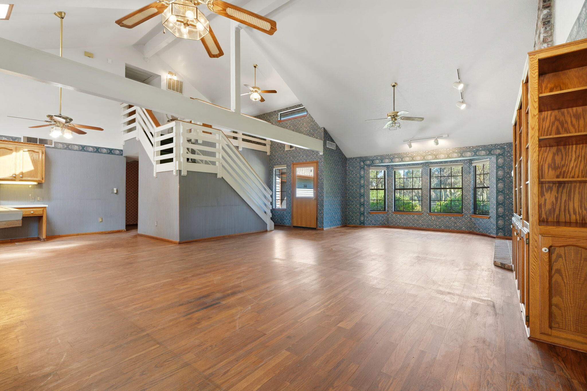 31153 Palm Dr, Exeter, CA 93221