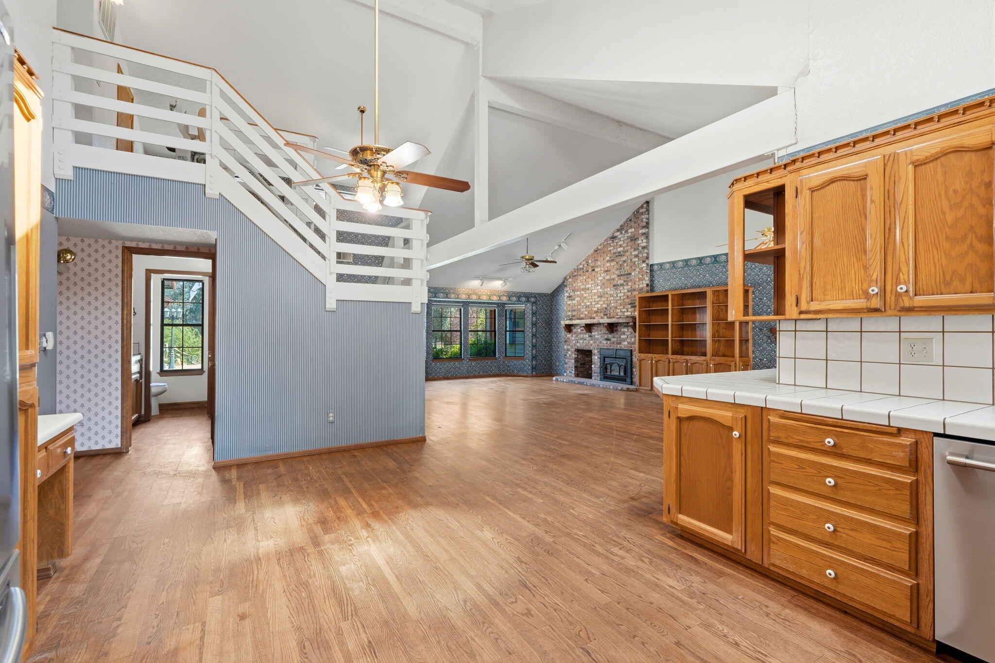 31153 Palm Dr, Exeter, CA 93221