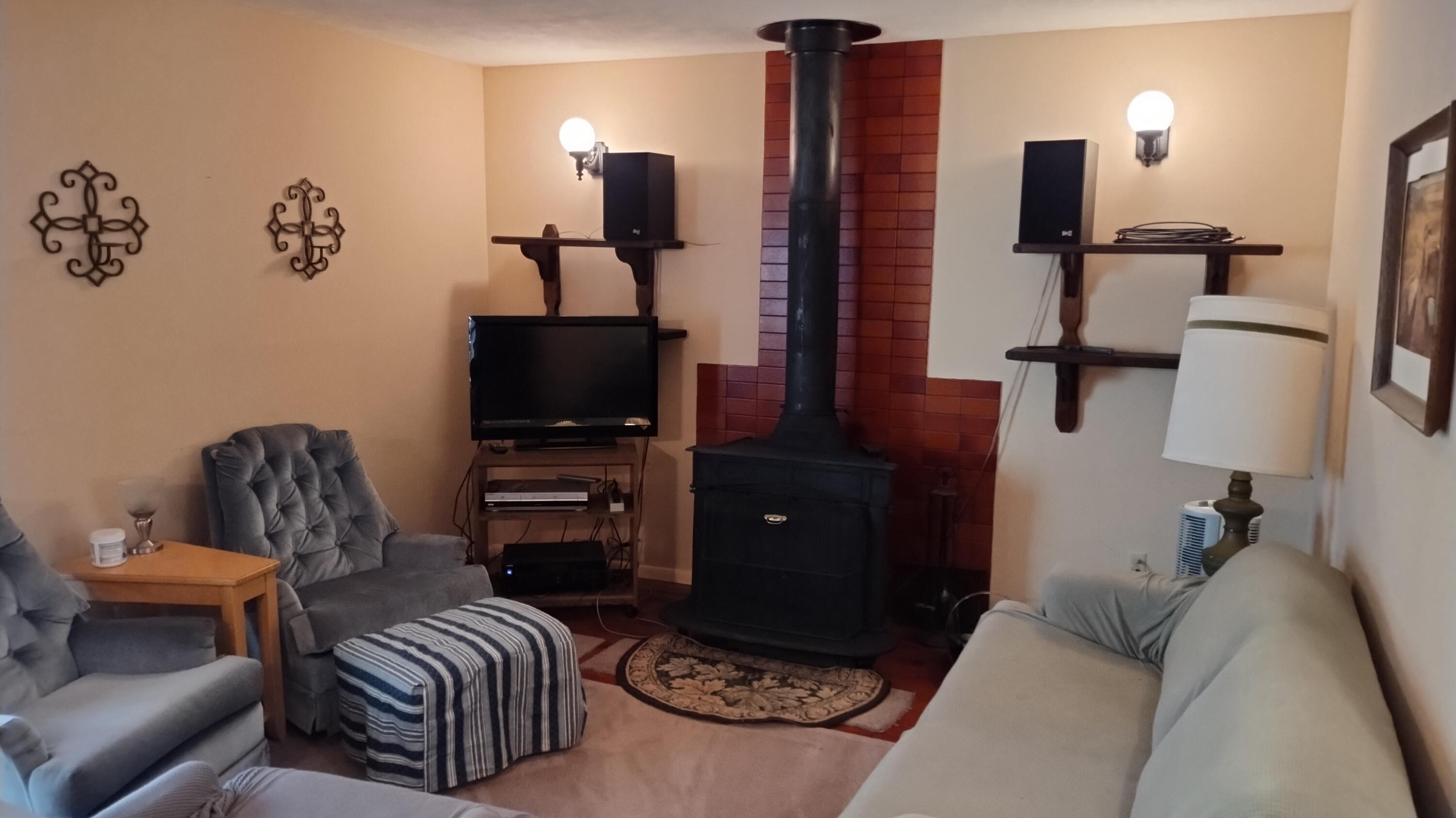 54706 Cedar Dr, Sequoia Crest, CA 93265