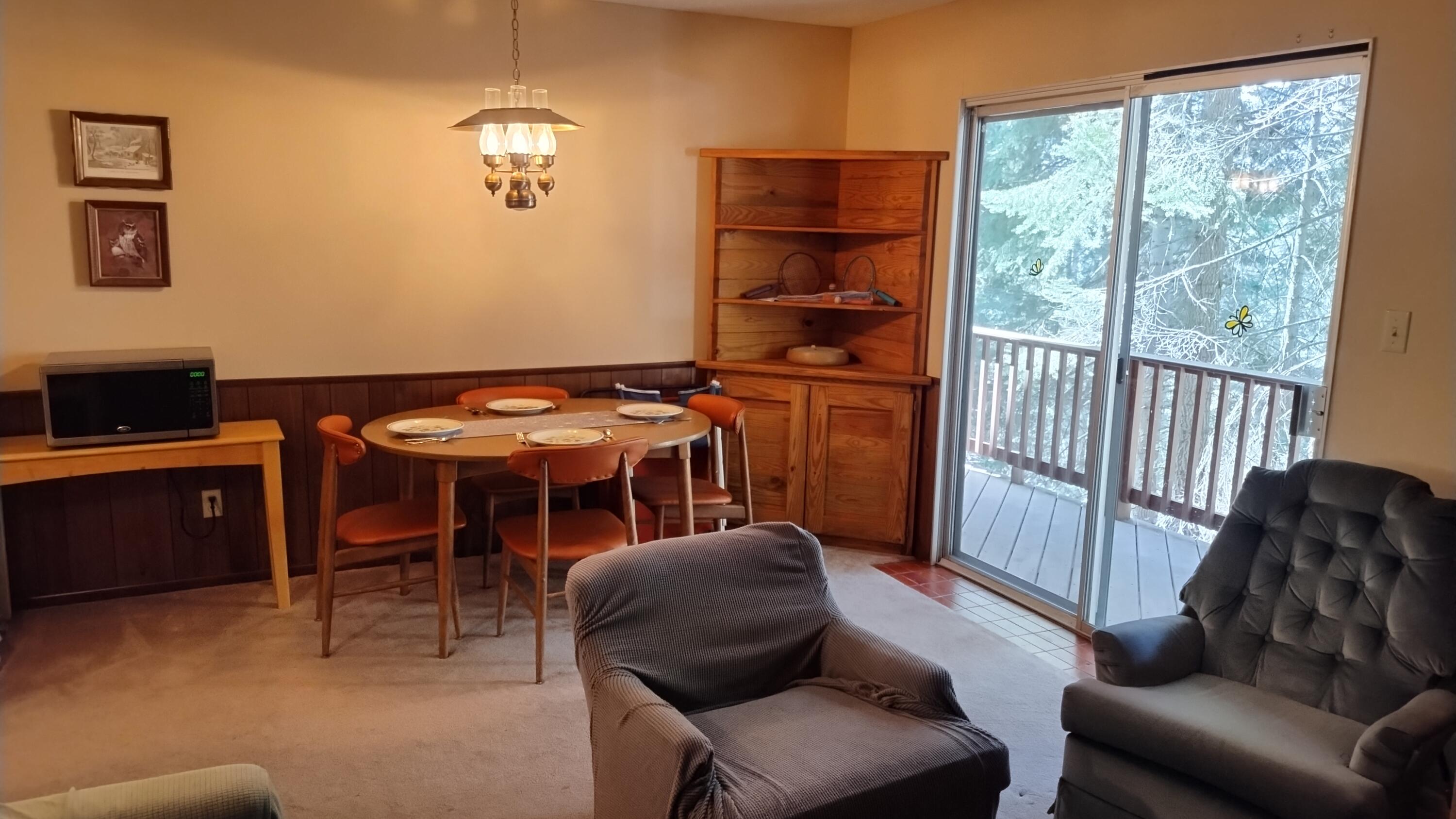 54706 Cedar Dr, Sequoia Crest, CA 93265