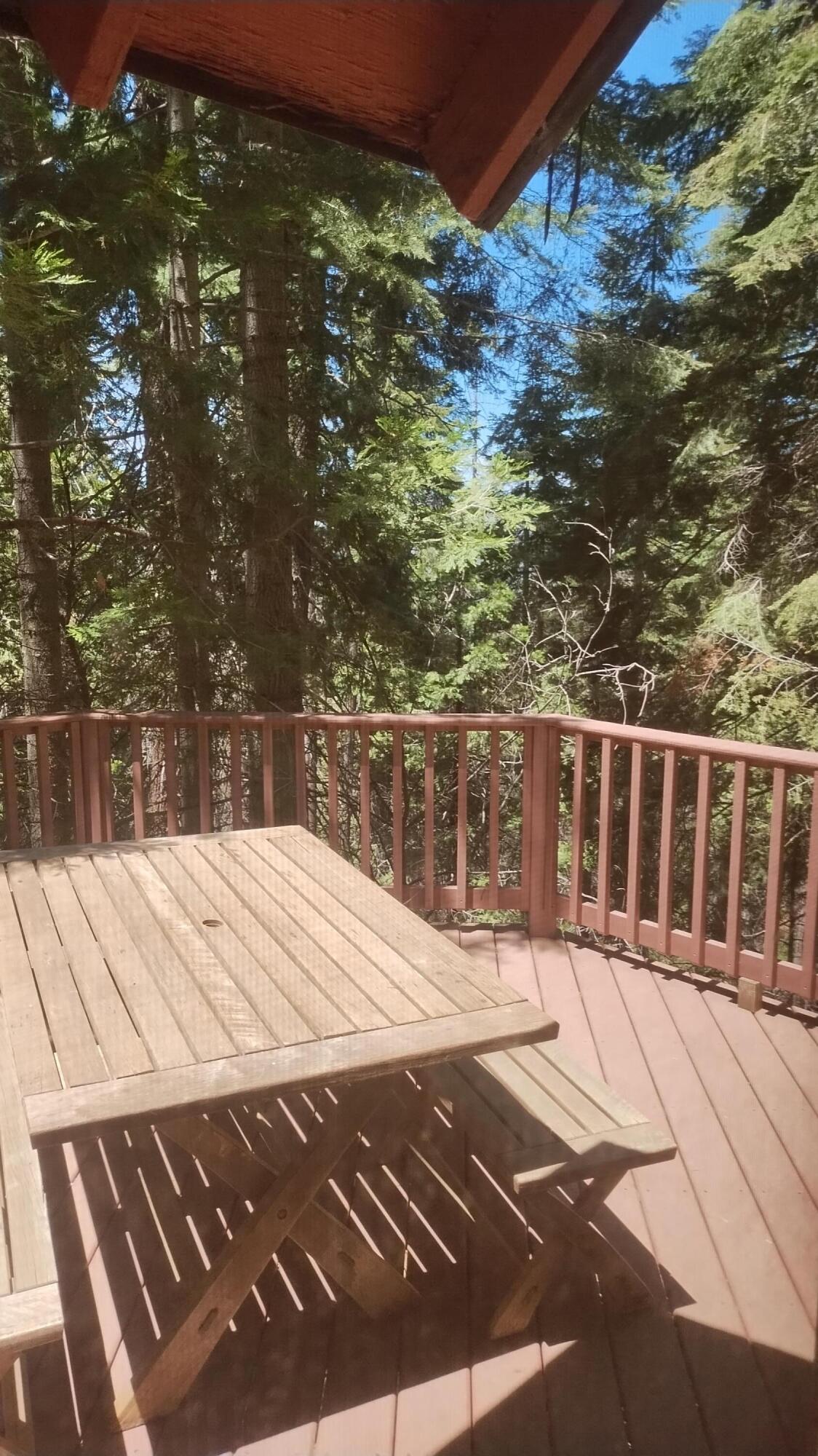 54706 Cedar Dr, Sequoia Crest, CA 93265