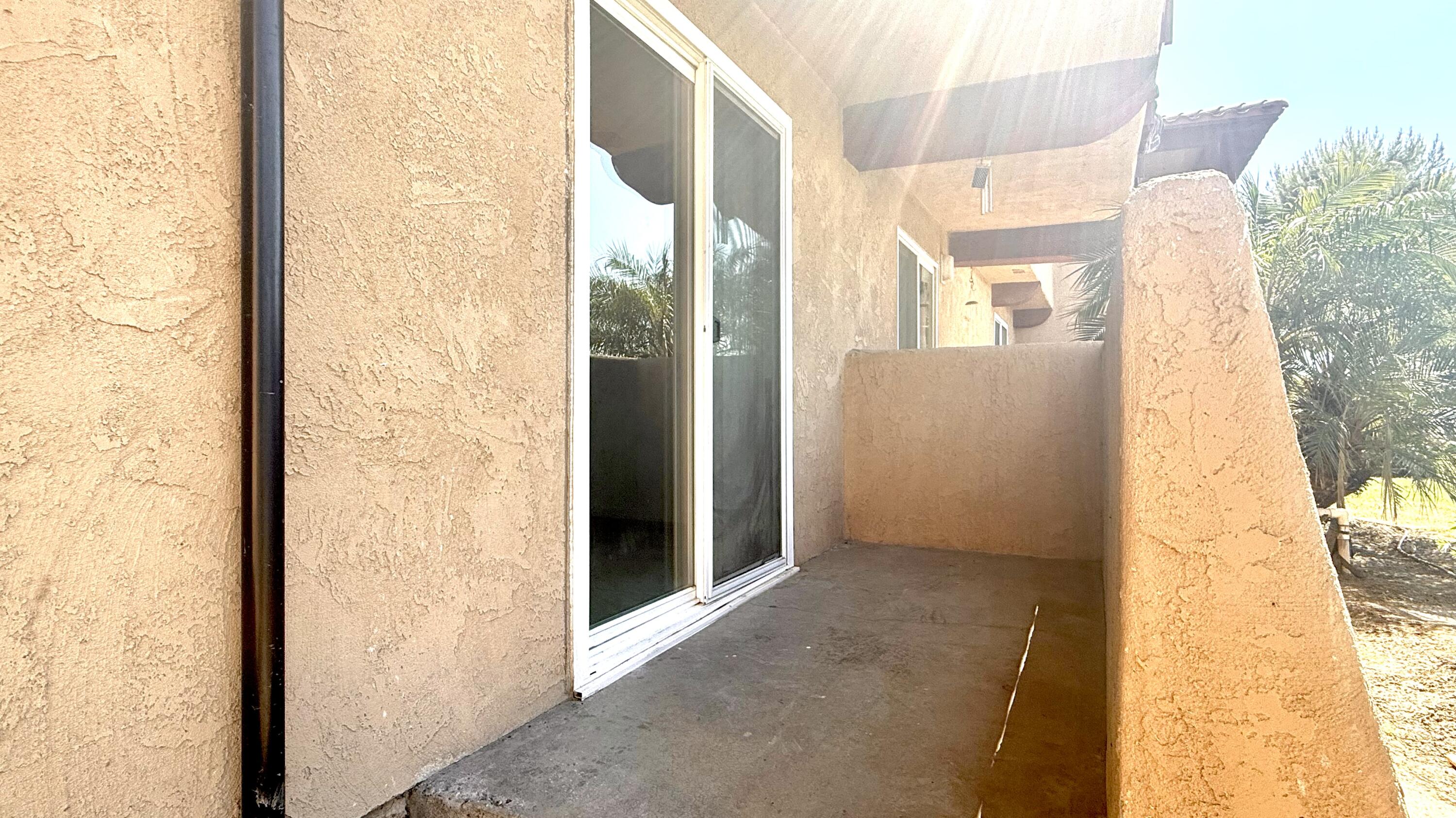 880 Greenfield Ave ##e, Hanford, CA 93230