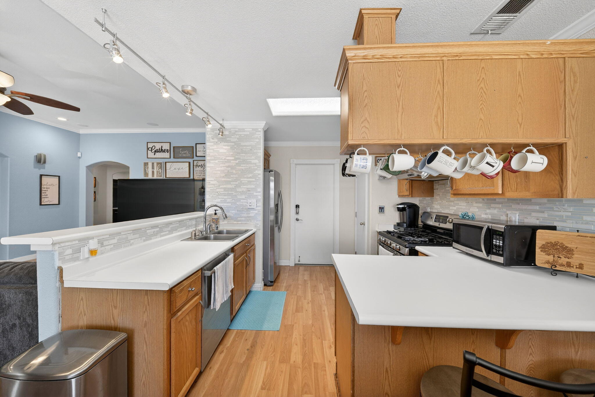 916 W Jordon St, Porterville, CA 93257