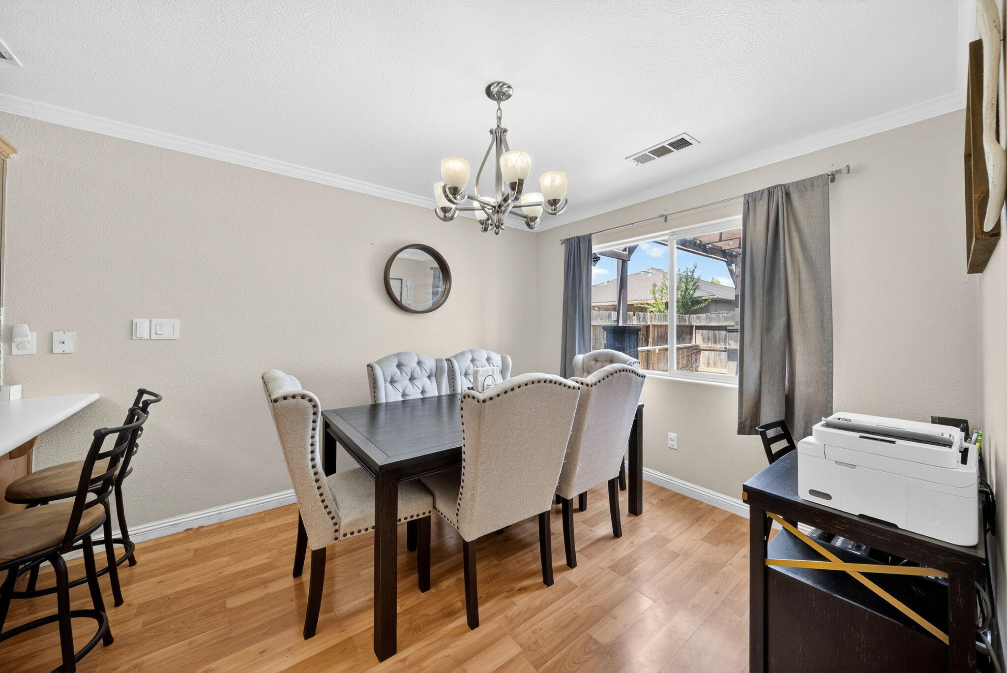 916 W Jordon St, Porterville, CA 93257