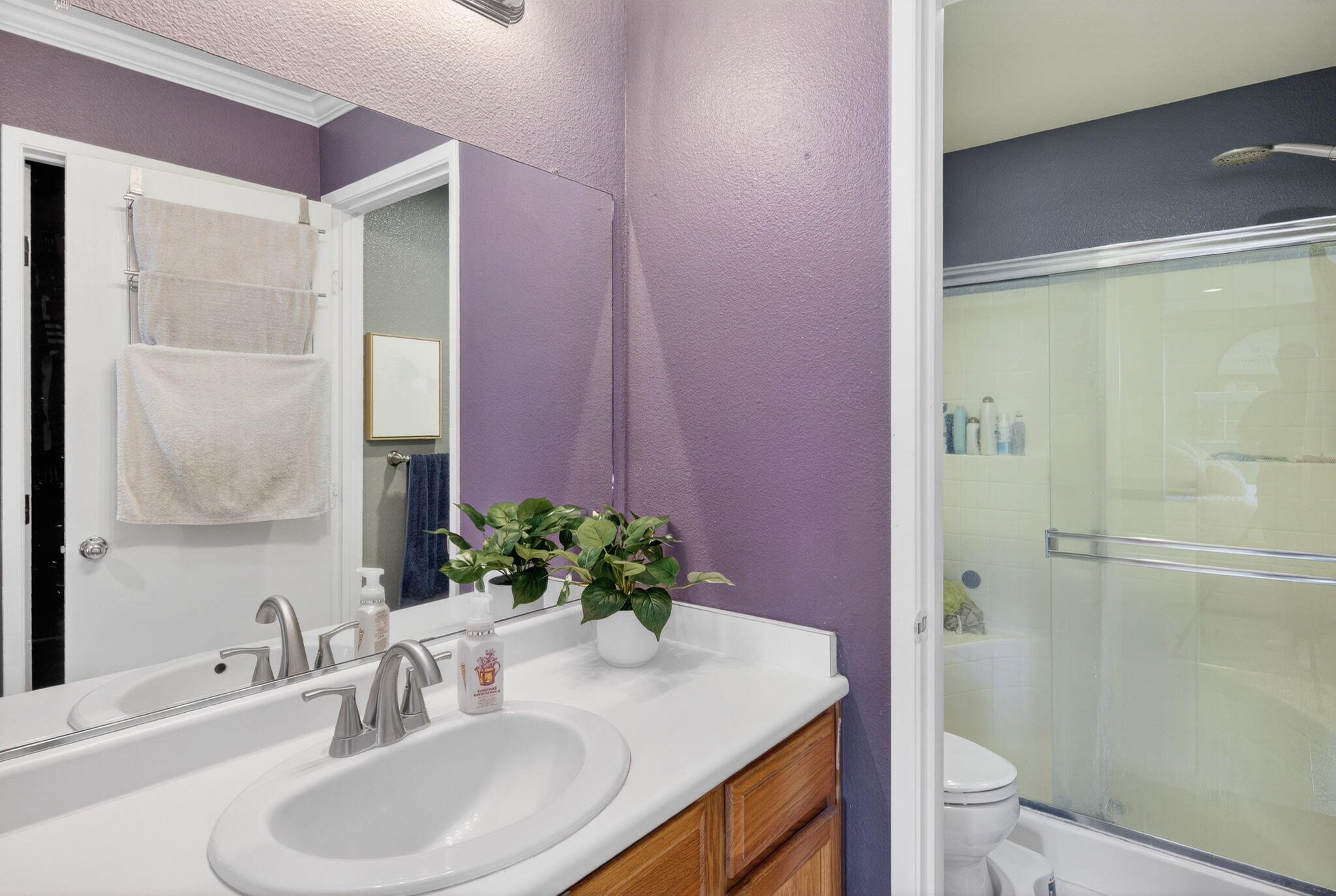 916 W Jordon St, Porterville, CA 93257