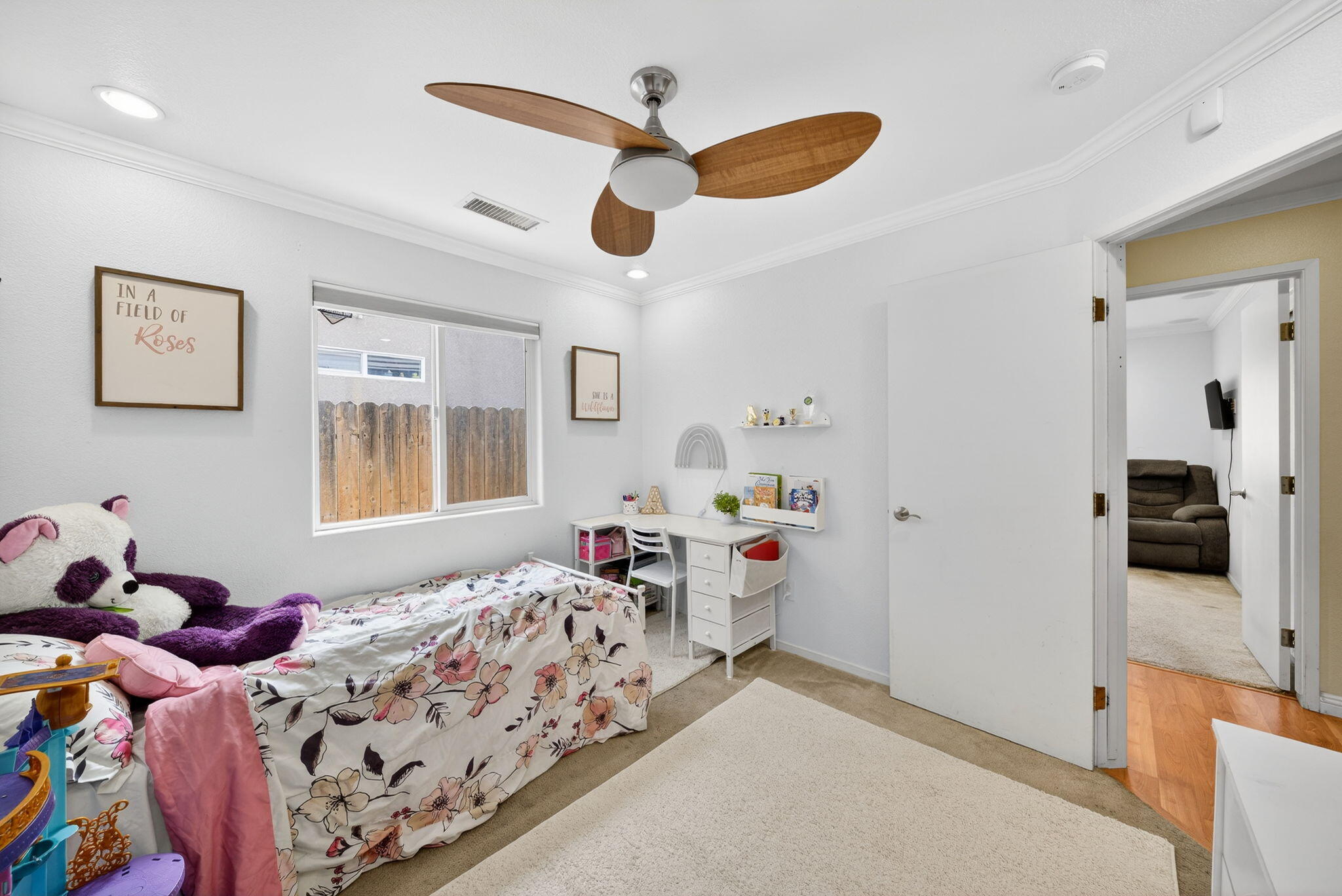 916 W Jordon St, Porterville, CA 93257